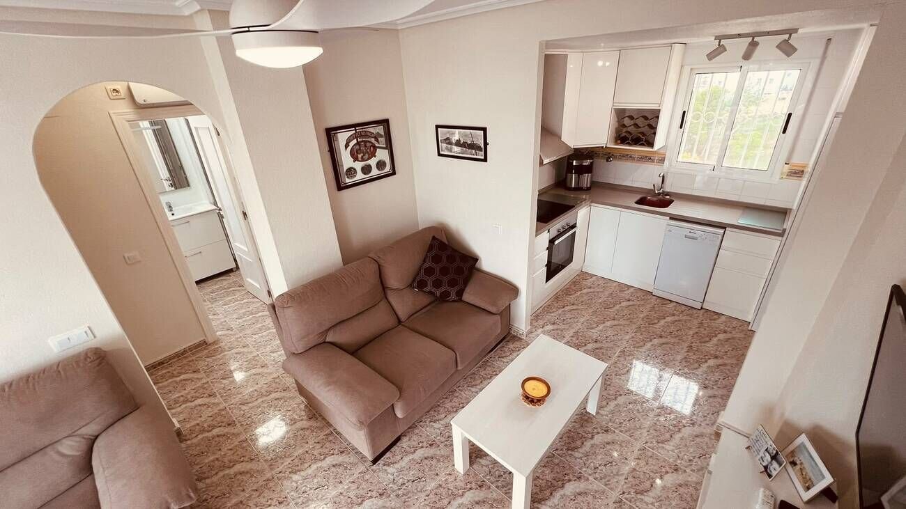 3-Bedroom Apartment in Las Filipinas, Orihuela Costa - Image 12