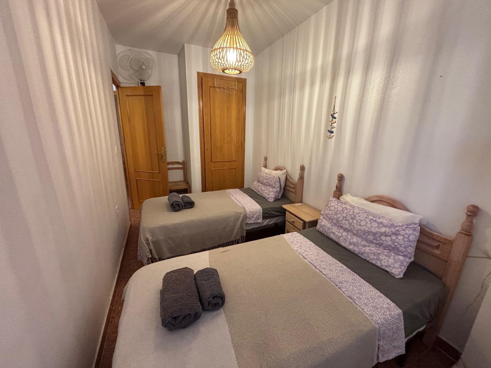3-Bedroom Apartment in Playa del Cura, Torrevieja - Image 4