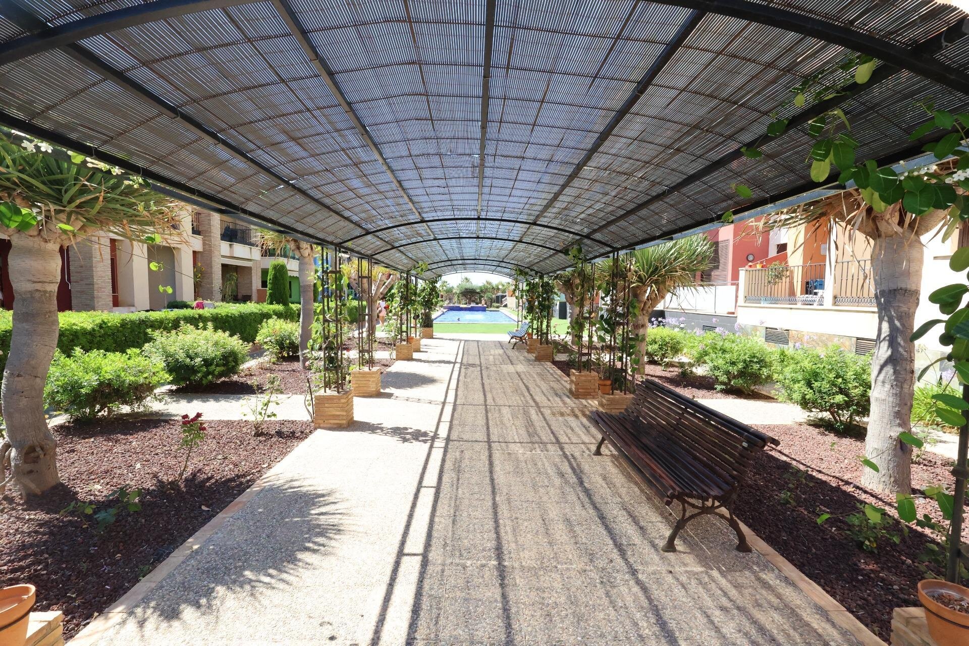Apartamento de 2 Dormitorios en Lomas de Cabo Roig, Orihuela Costa - Image 15