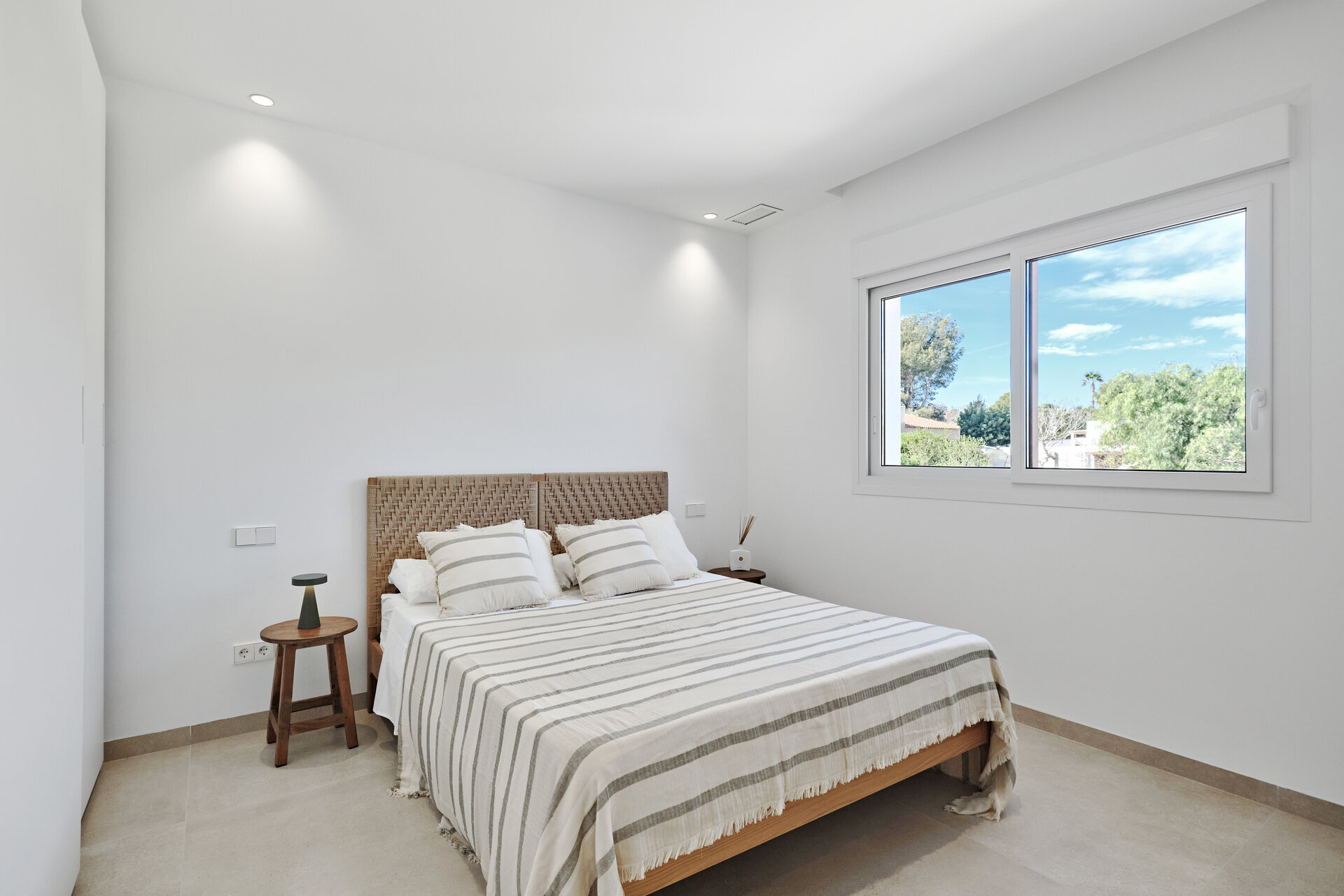 3-Bedroom Detached House in Orihuela Costa - Image 17