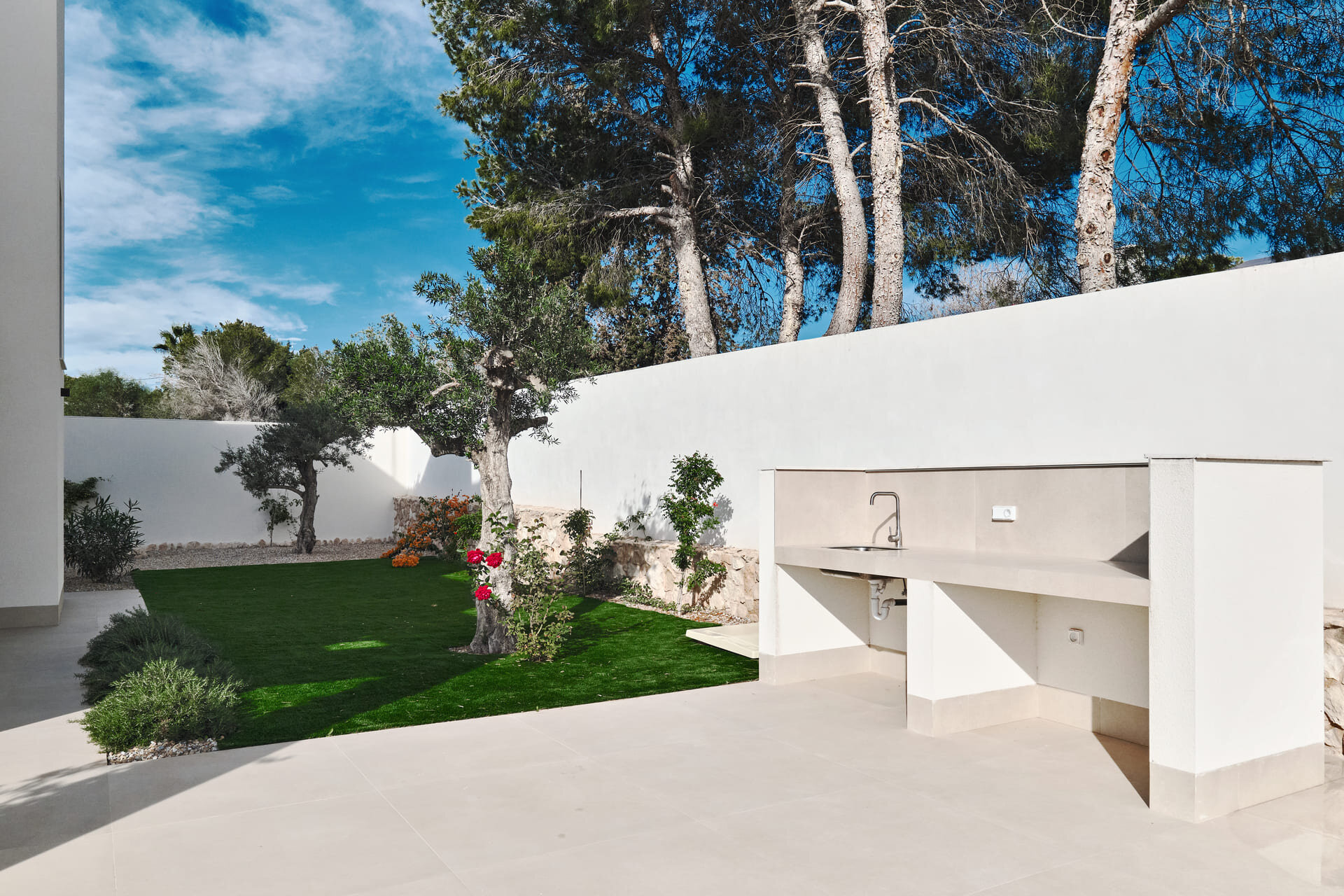 3-Bedroom Detached House in Orihuela Costa - Image 24