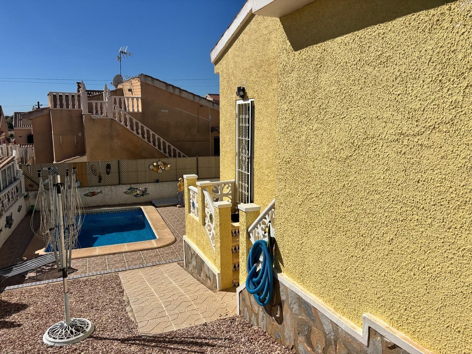 2-Bedroom Villa in La Marquesa, Rojales - Image 5