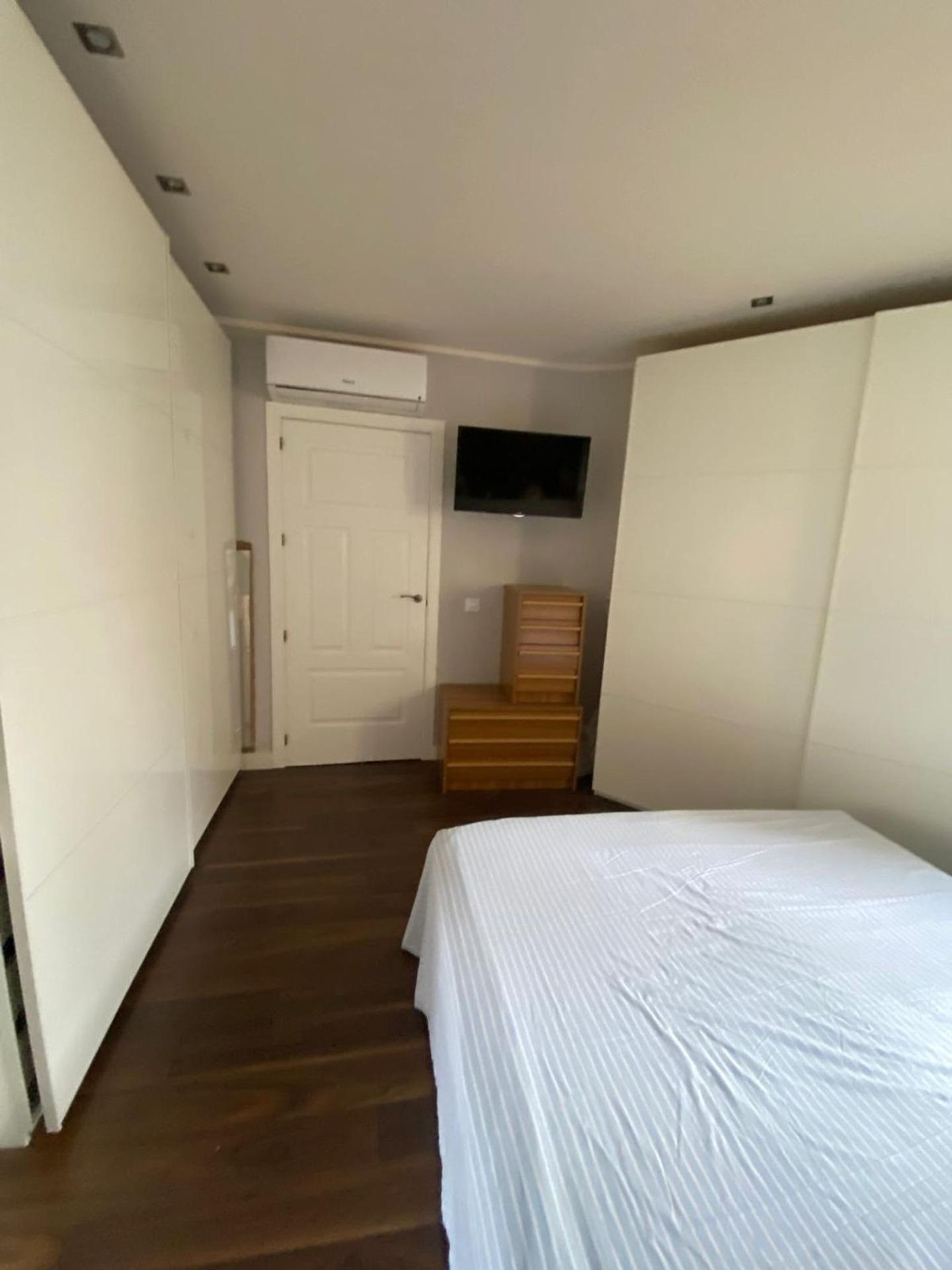 5-Bedroom Villa in Centro, Torrevieja - Image 21