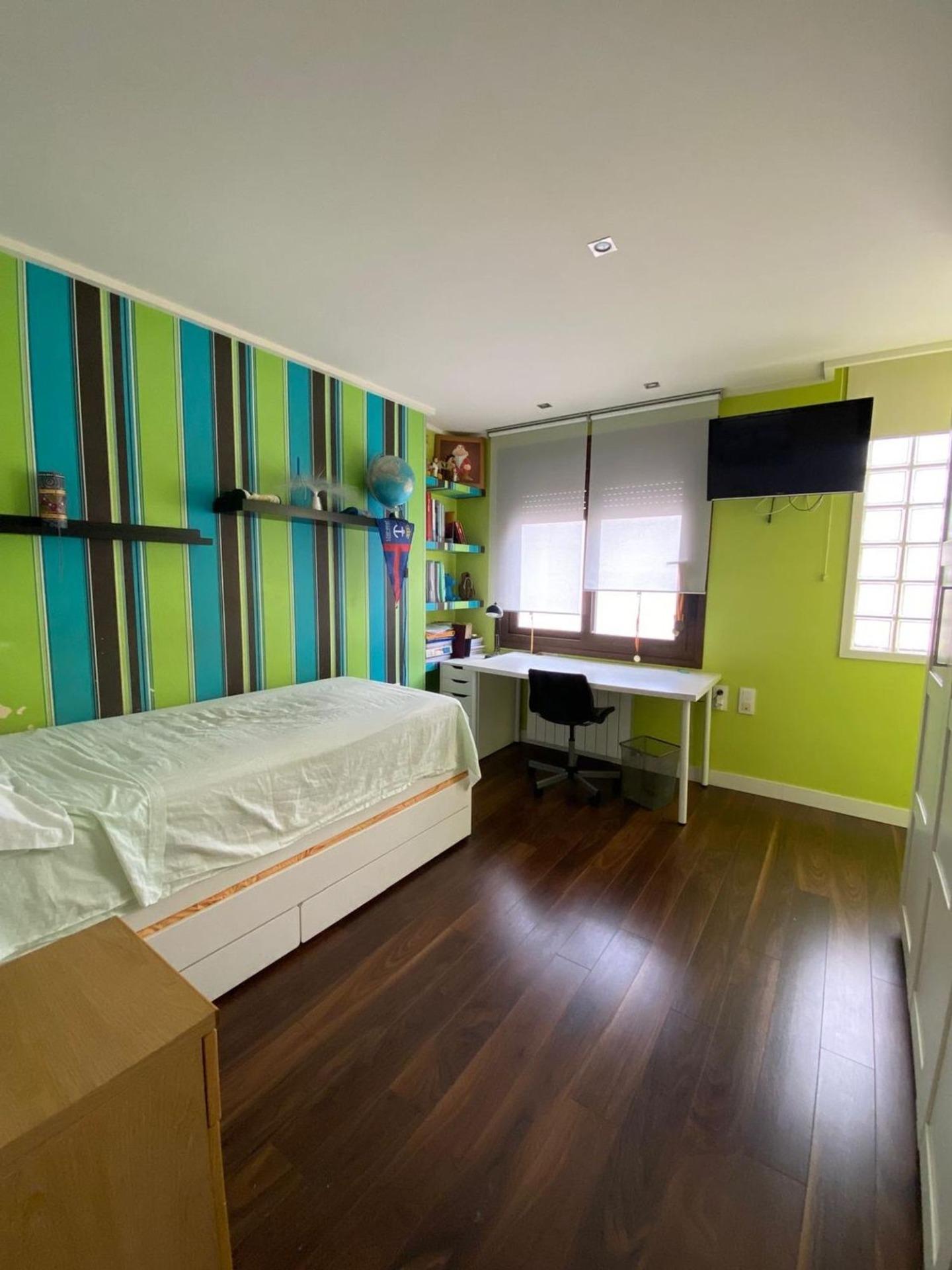 5-Bedroom Villa in Centro, Torrevieja - Image 26