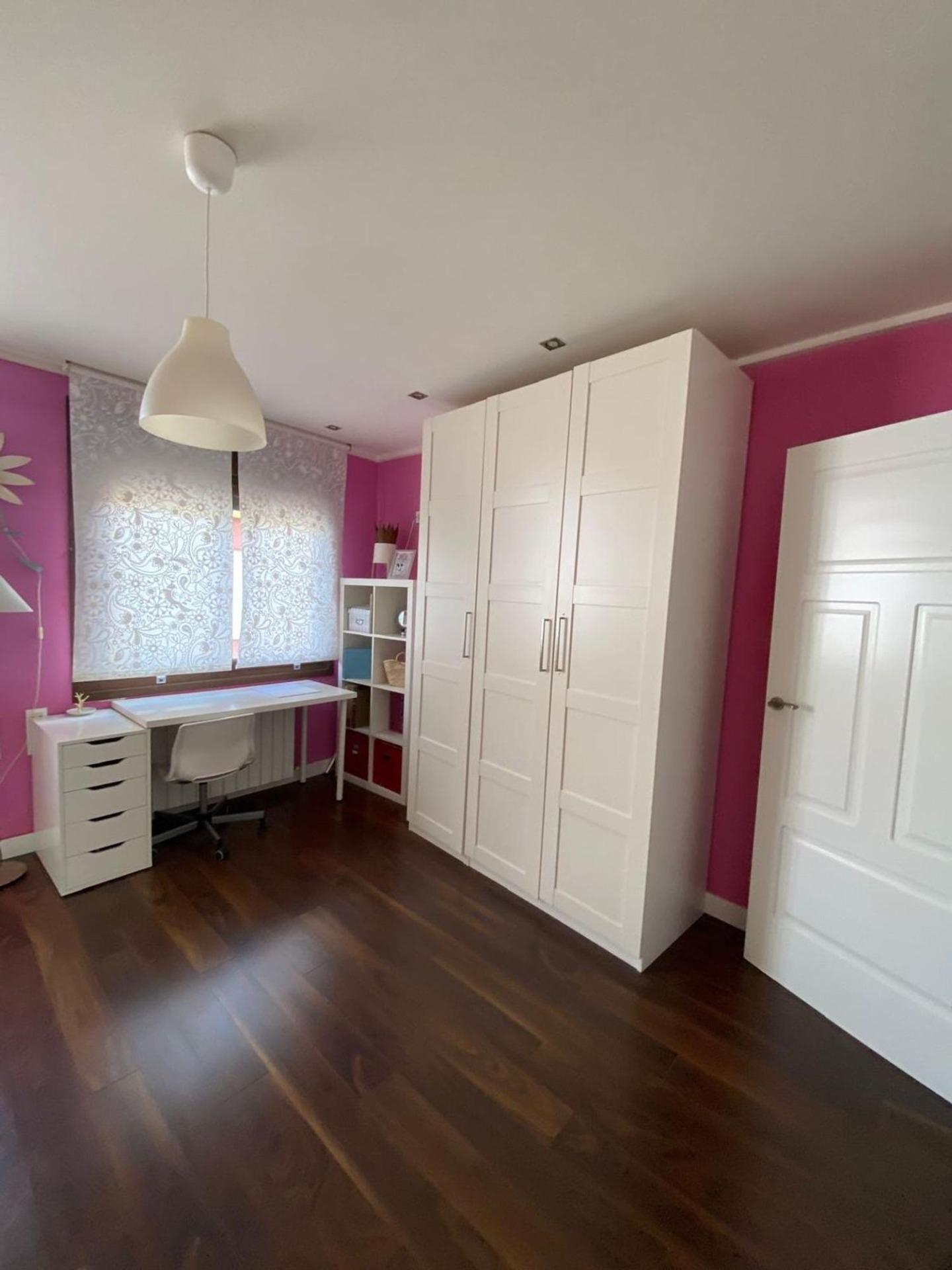 5-Bedroom Villa in Centro, Torrevieja - Image 30