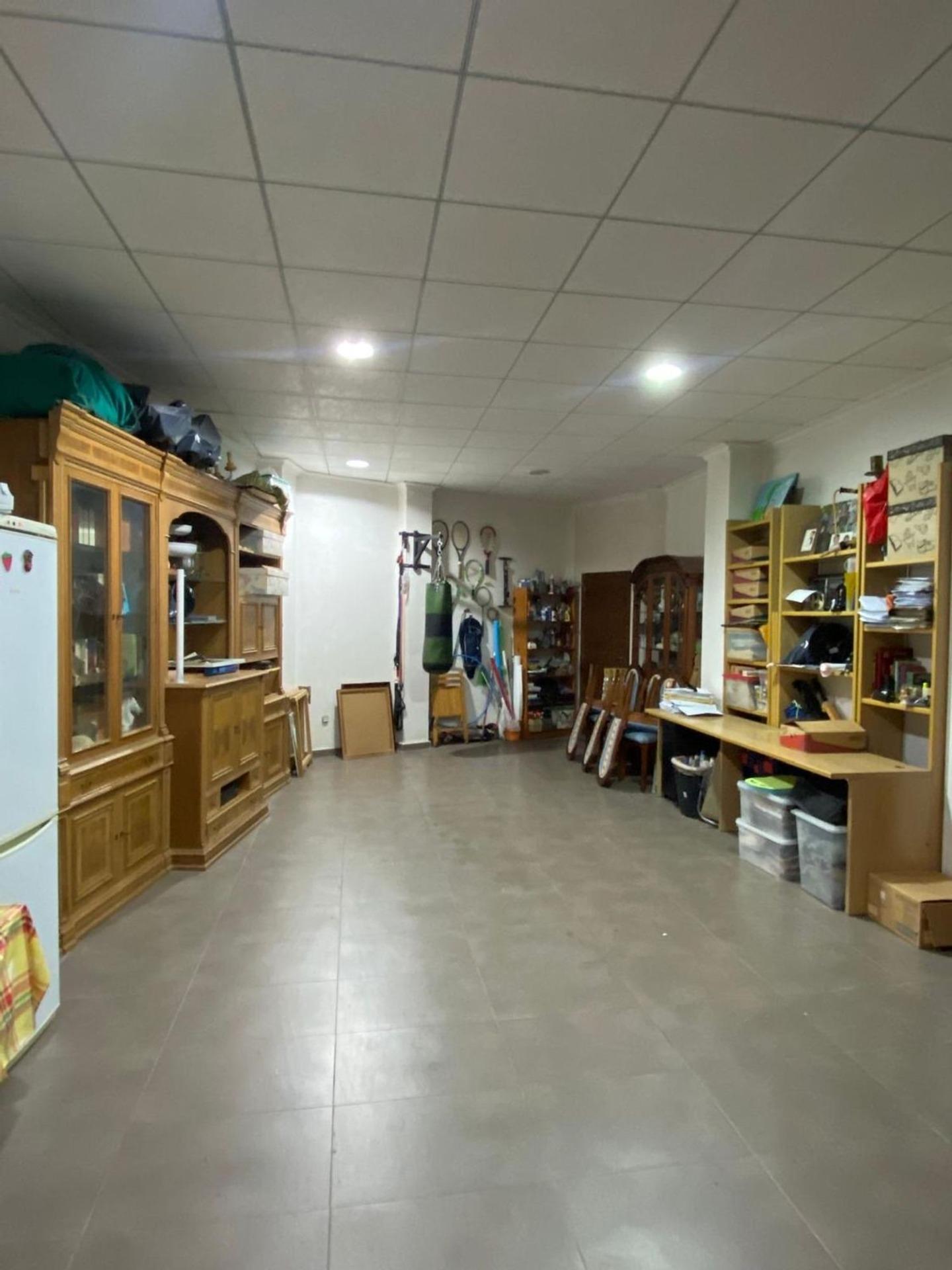 5-Bedroom Villa in Centro, Torrevieja - Image 38