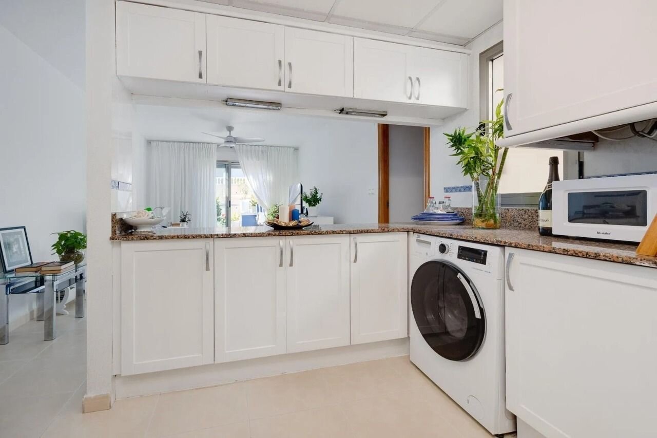 3-Bedroom Penthouse in Habaneras, Torrevieja - Image 10
