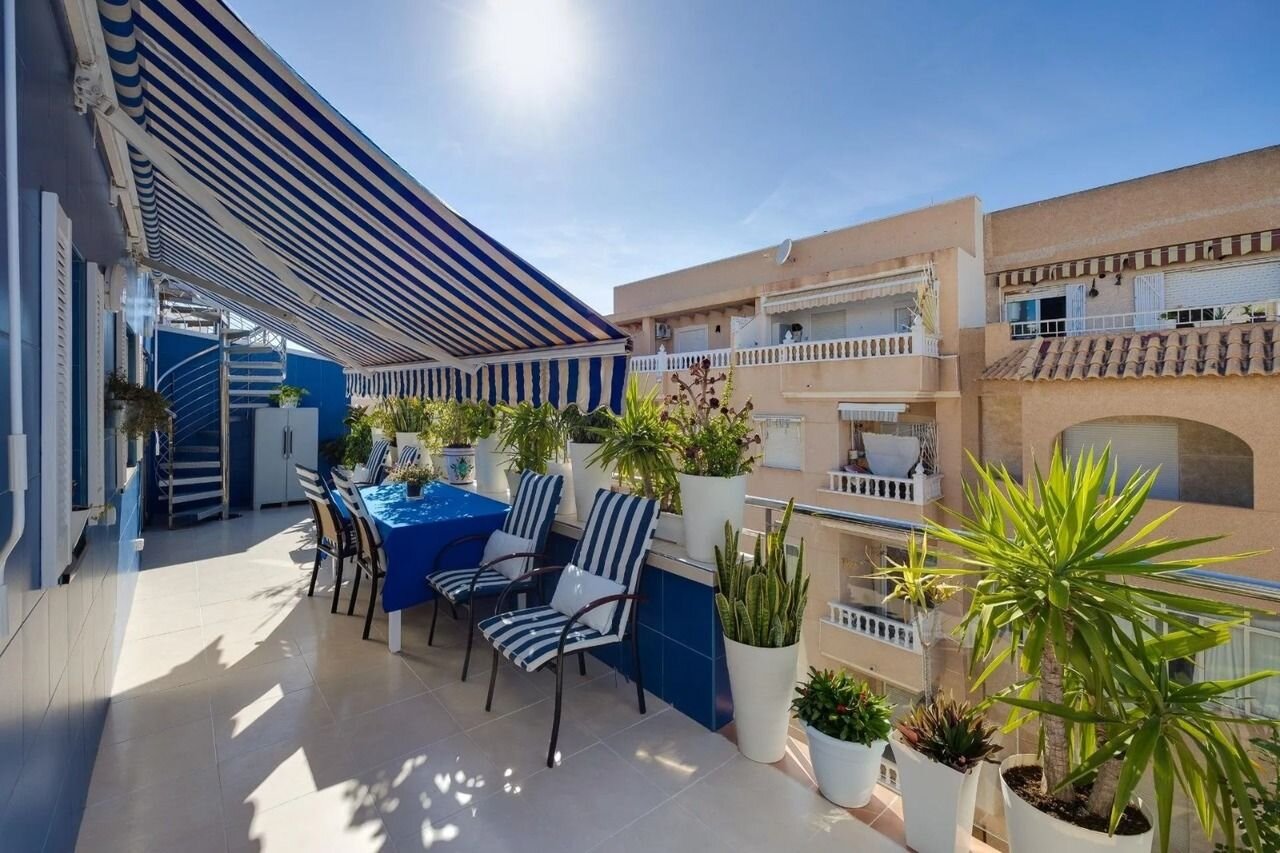 3-Bedroom Penthouse in Habaneras, Torrevieja - Image 13