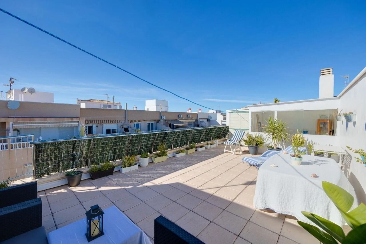 3-Bedroom Penthouse in Habaneras, Torrevieja - Image 32