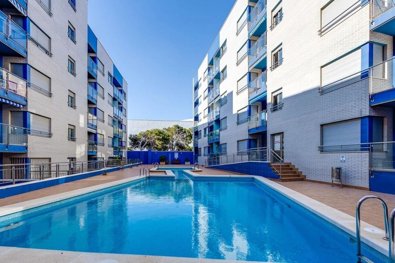 3-Bedroom Penthouse in Habaneras, Torrevieja - Image 36
