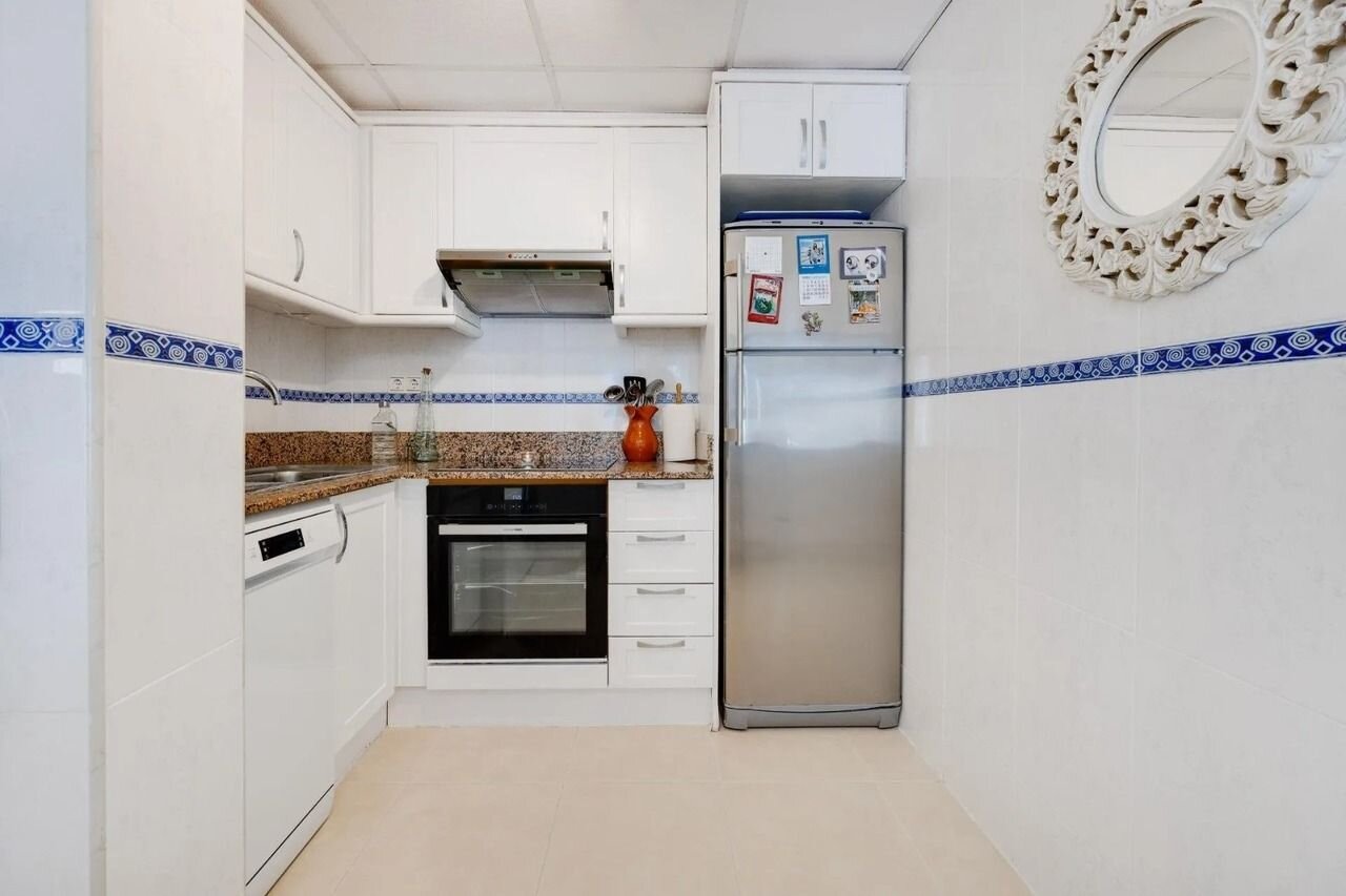 3-Bedroom Penthouse in Habaneras, Torrevieja - Image 8