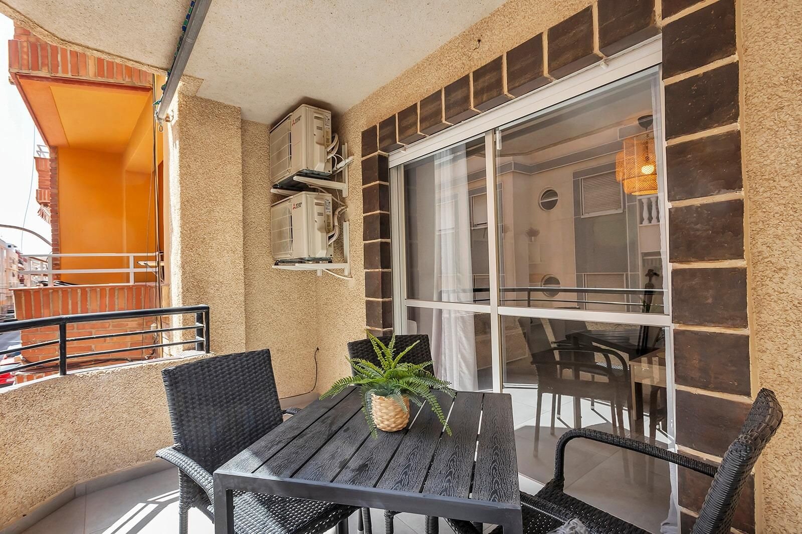 Apartamento de 3 Dormitorios en Habaneras, Torrevieja - Image 5