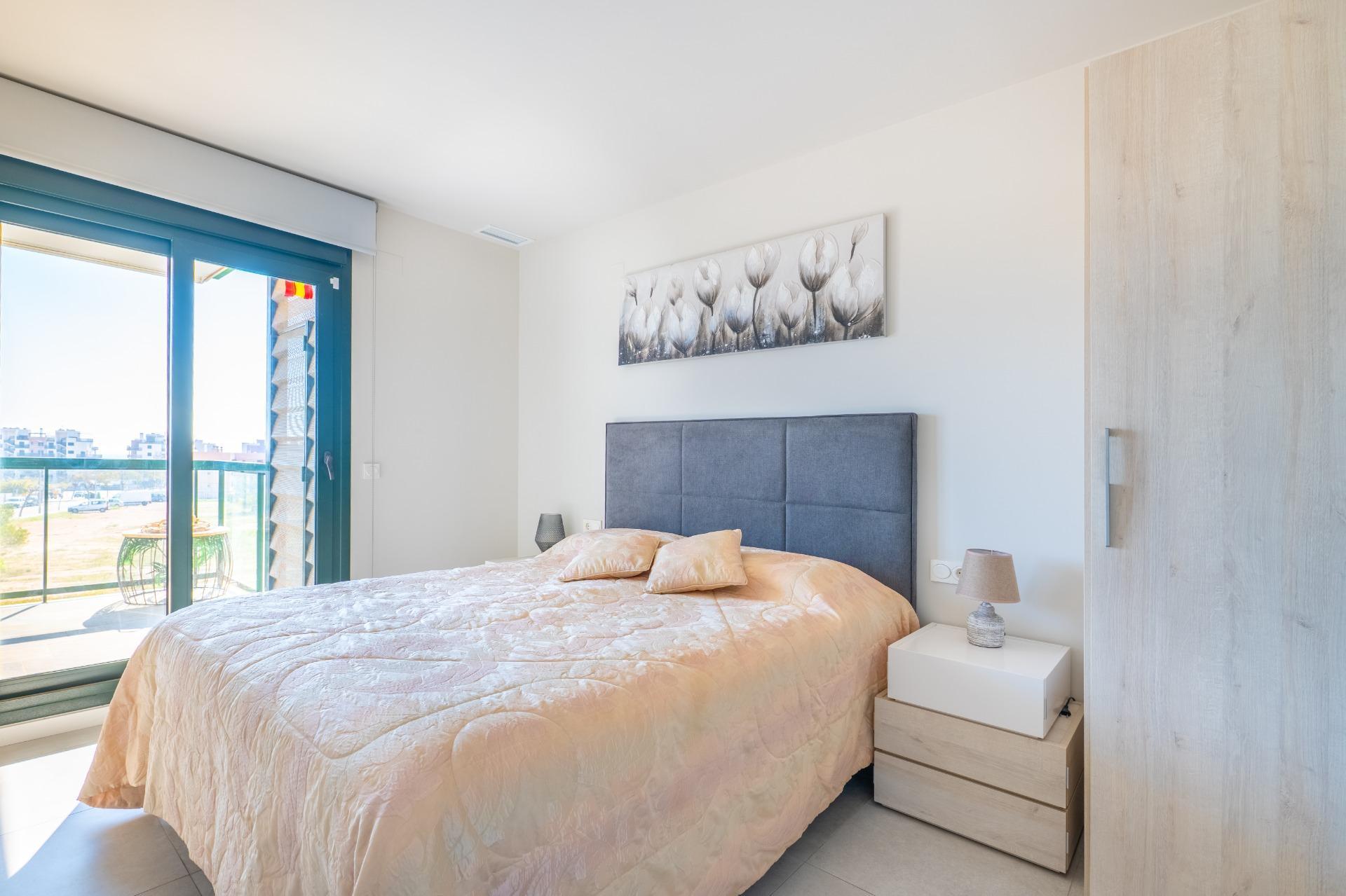 2-Bedroom Apartment in Mil Palmeras, Pilar de la Horadada - Image 13