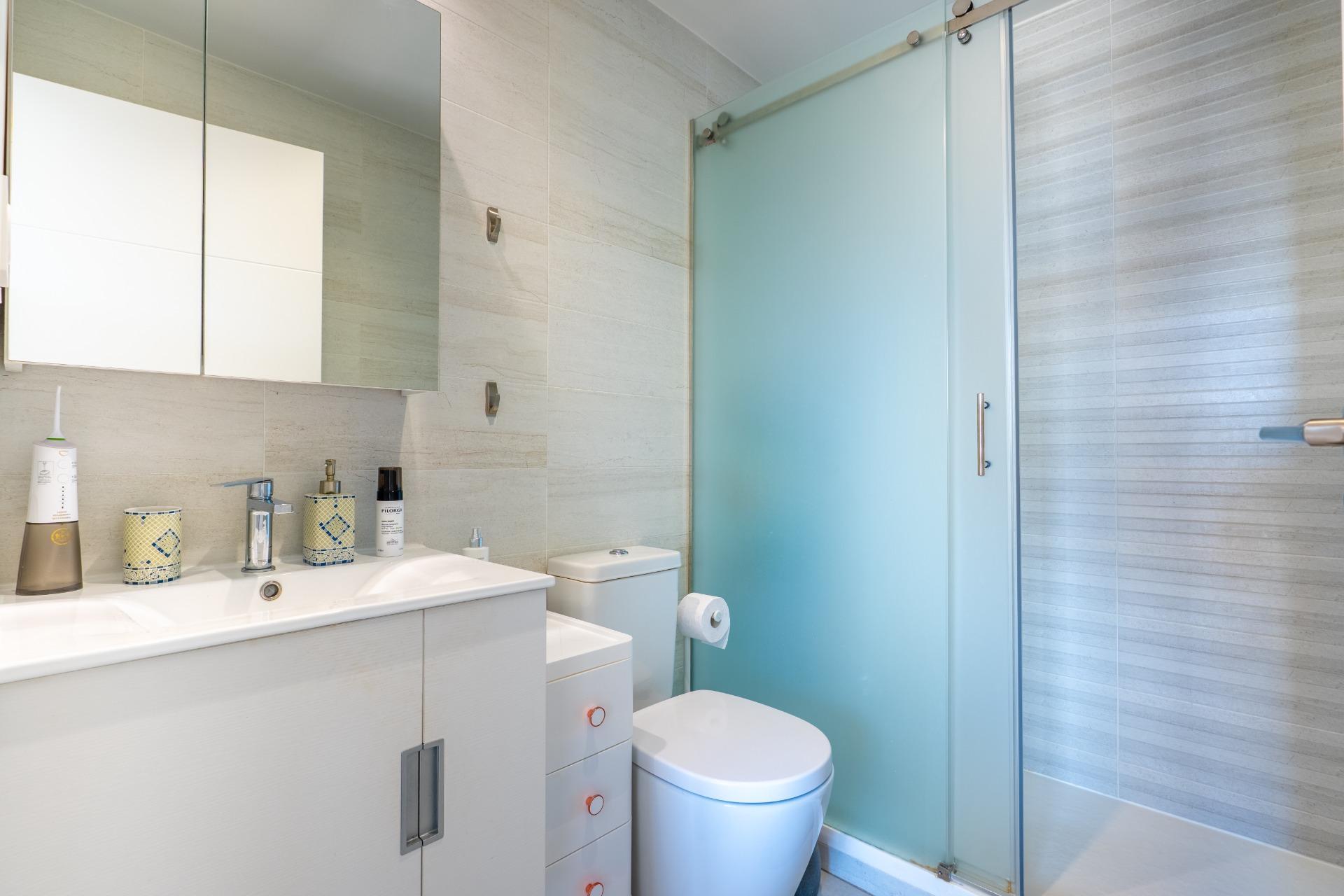 2-Bedroom Apartment in Mil Palmeras, Pilar de la Horadada - Image 14