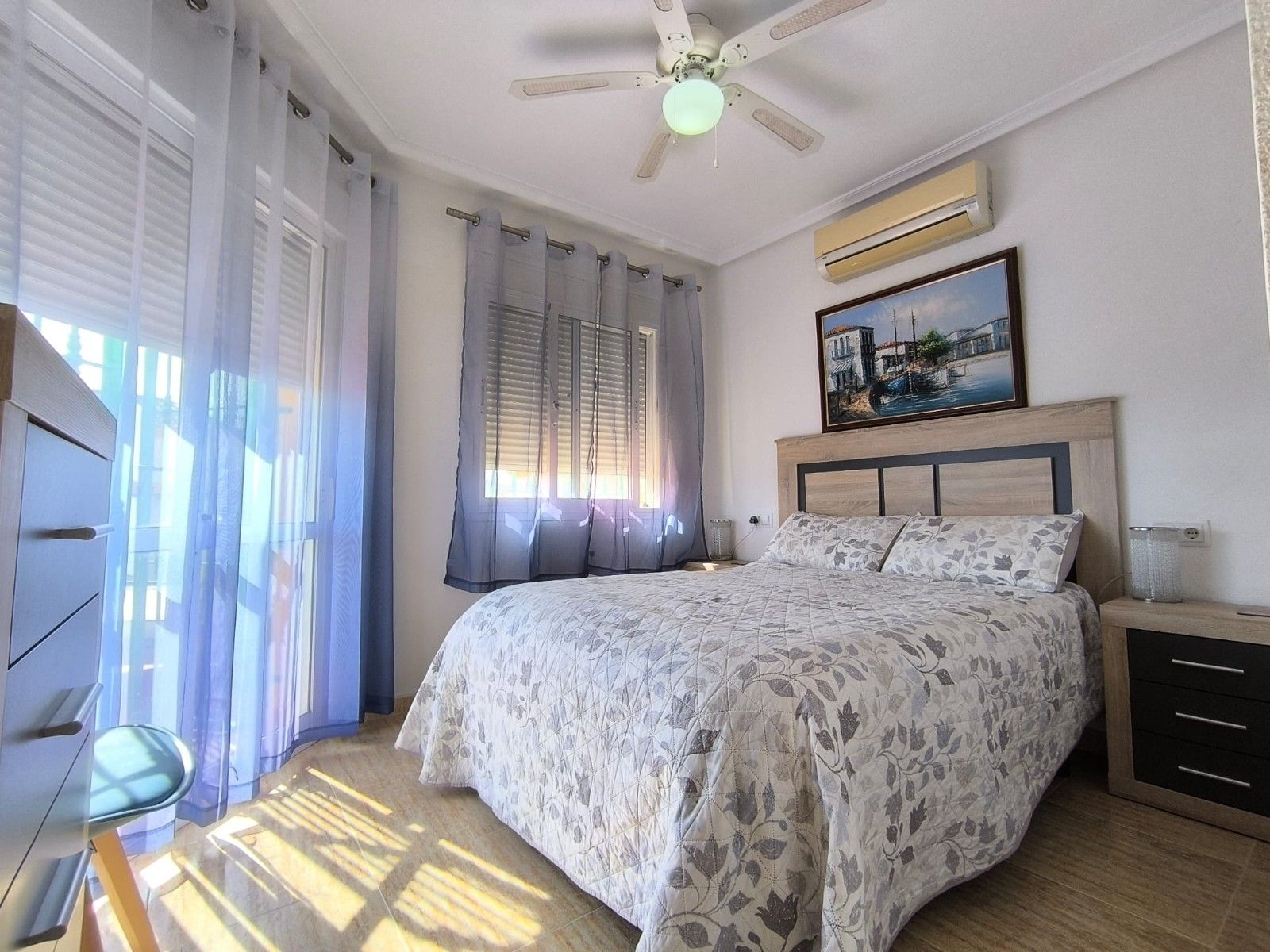 3-Bedroom Villa in Urbanizaciones, Guardamar del Segura - Image 5