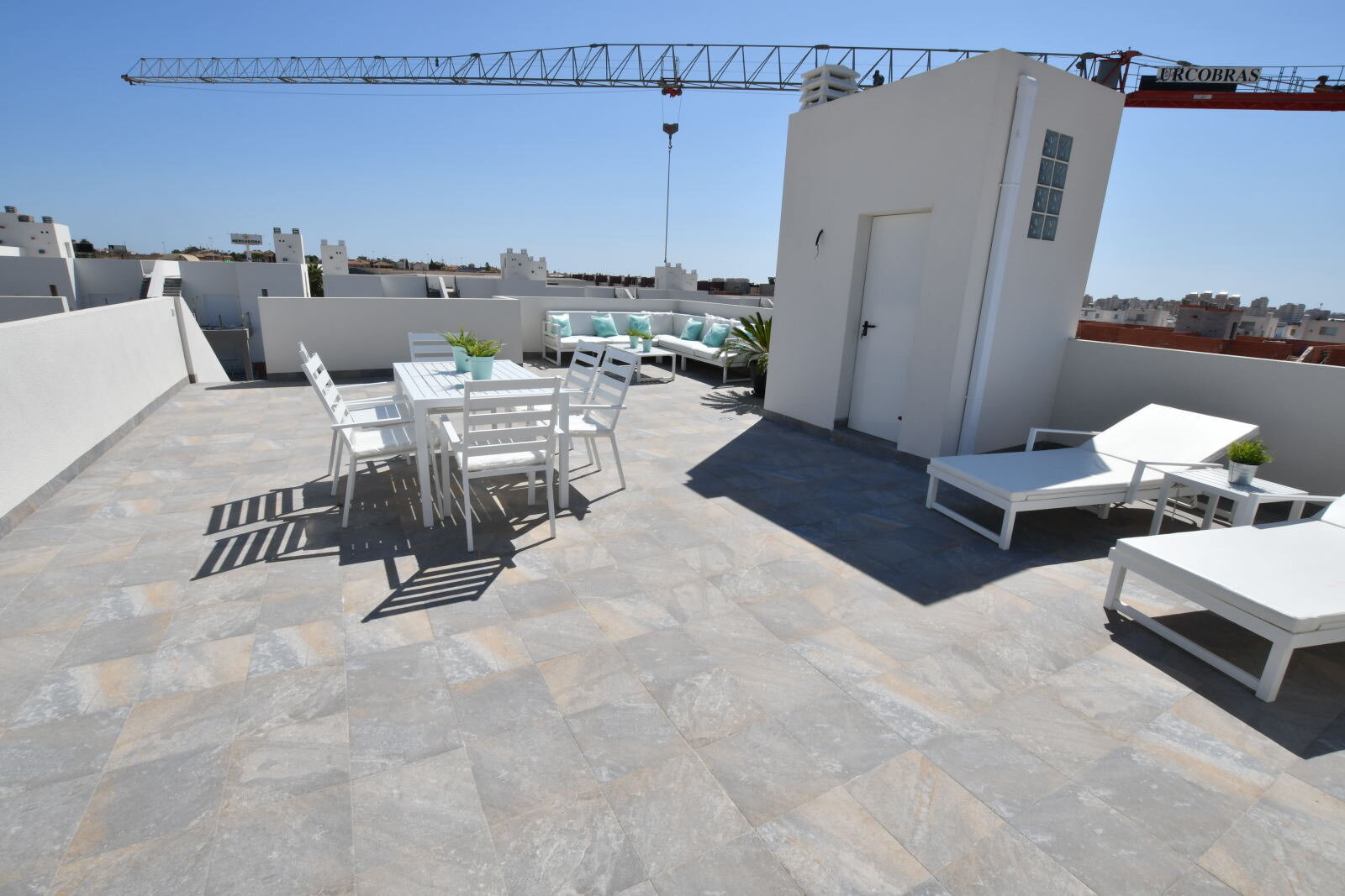 2-Bedroom Bungalow in San Miguel de Salinas - Image 24