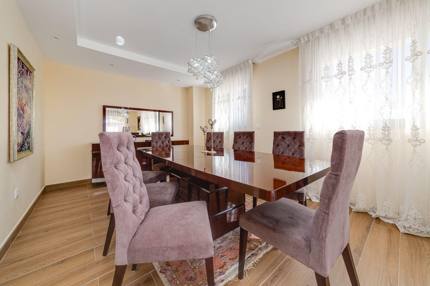 3-Bedroom Villa in Torrevieja - Image 10