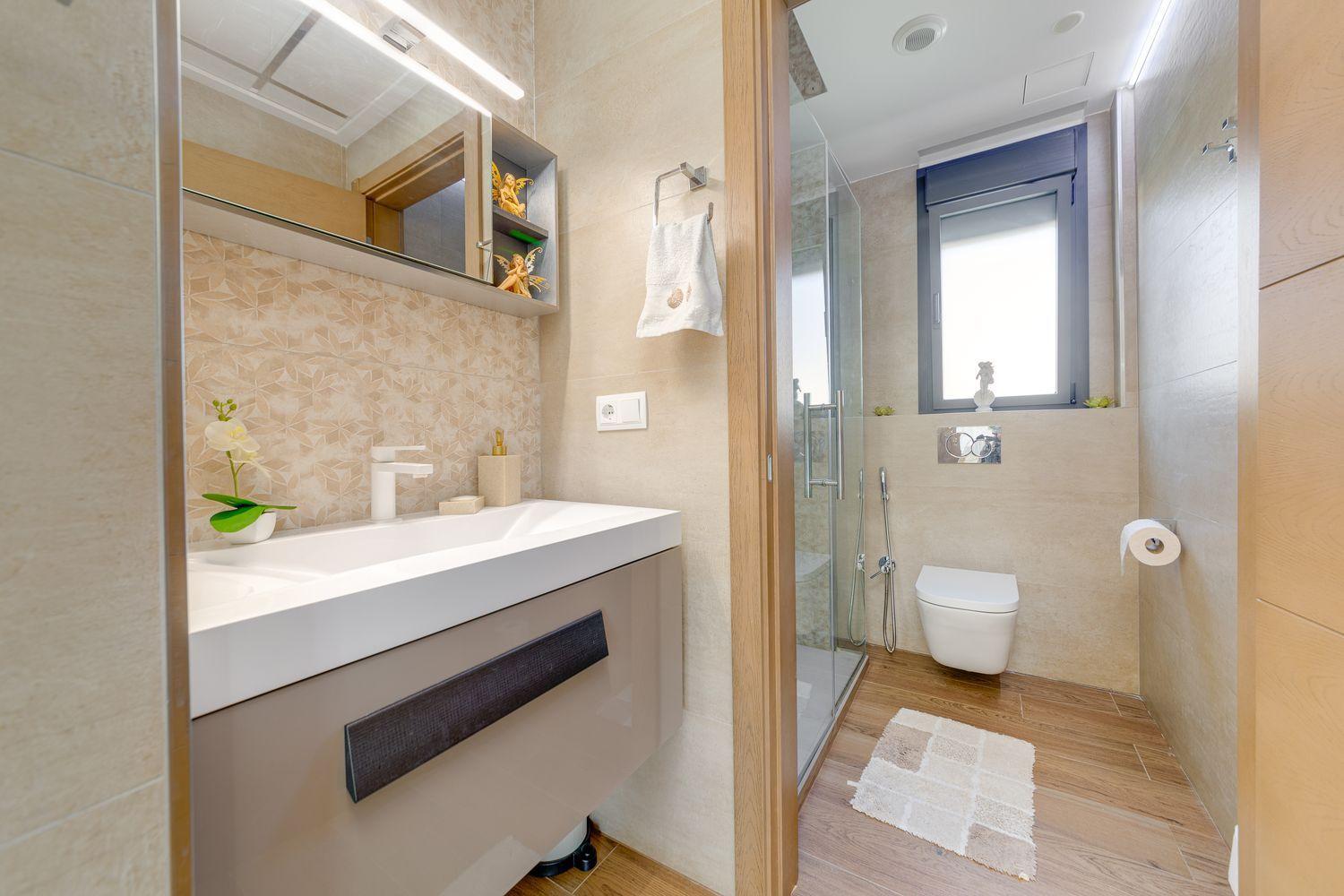 3-Bedroom Villa in Torrevieja - Image 16