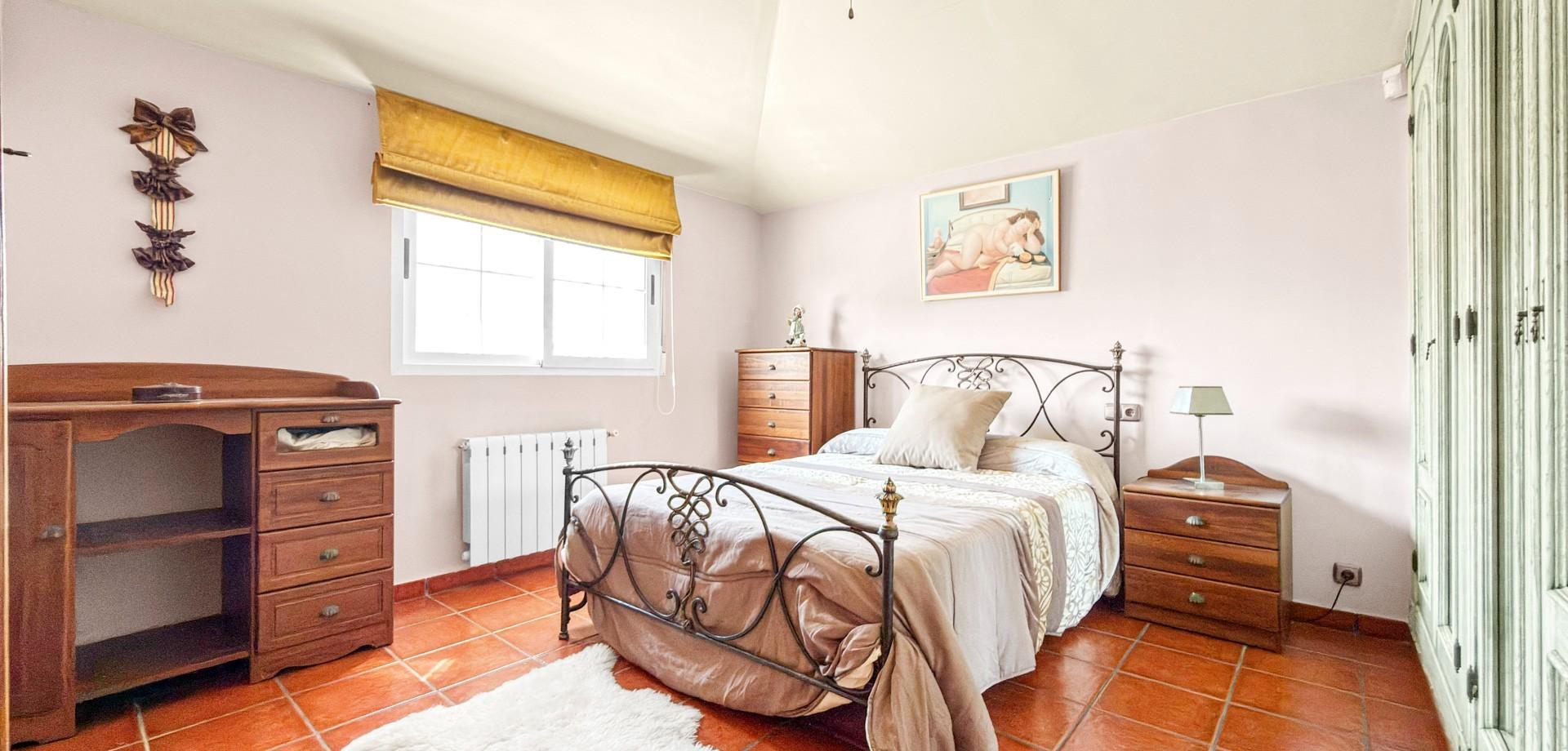 5-Bedroom Villa in Torre la Mata, Torrevieja - Image 36