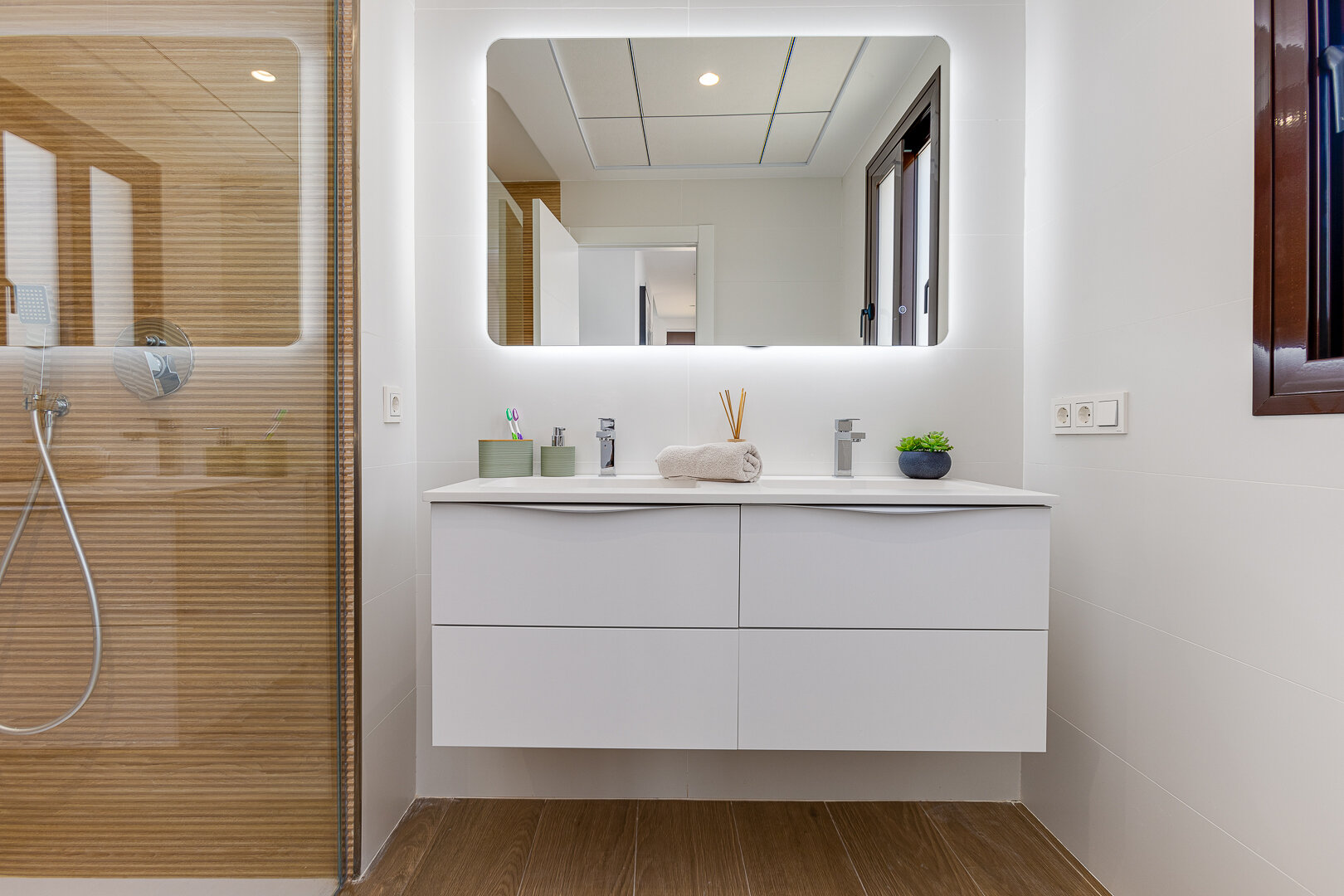 4-Bedroom Detached House in Finestrat - Image 15