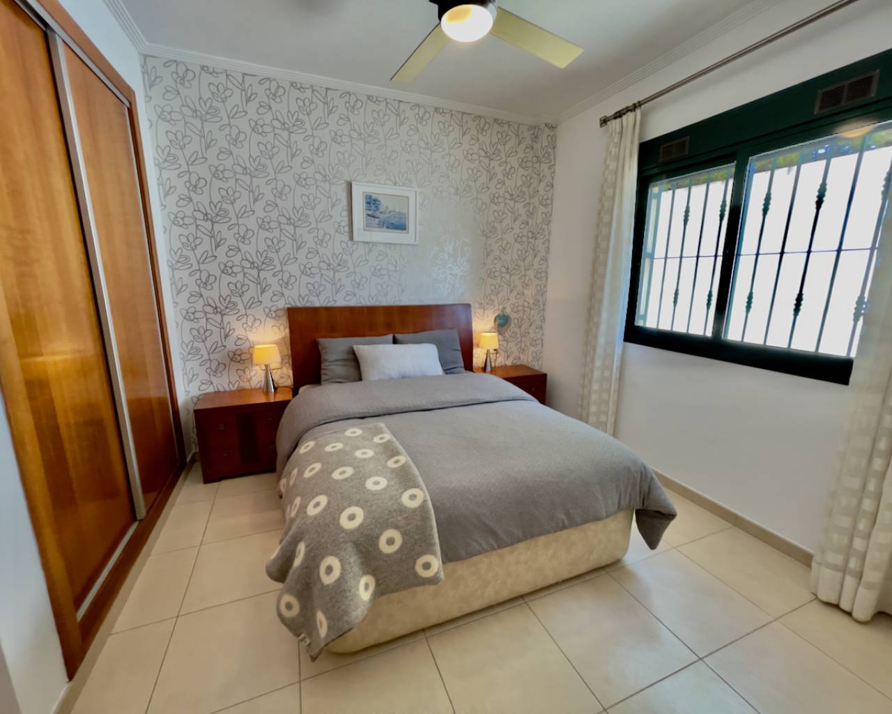 4-Bedroom Villa in Rojales - Image 21