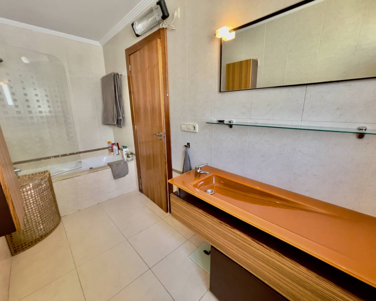 4-Bedroom Villa in Rojales - Image 22