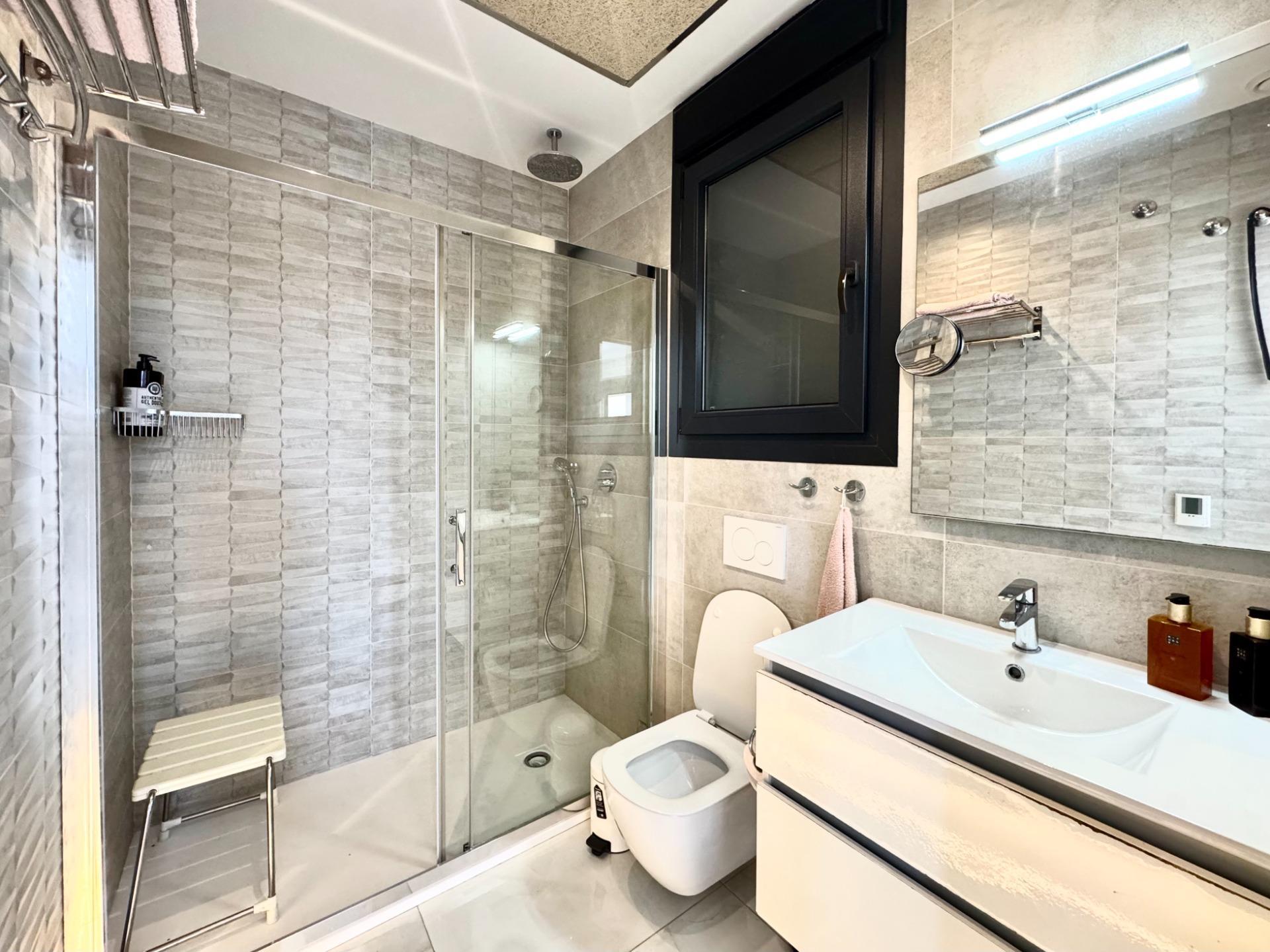 Villa met 4 Slaapkamers in Lomas de Cabo Roig, Orihuela Costa - Image 10