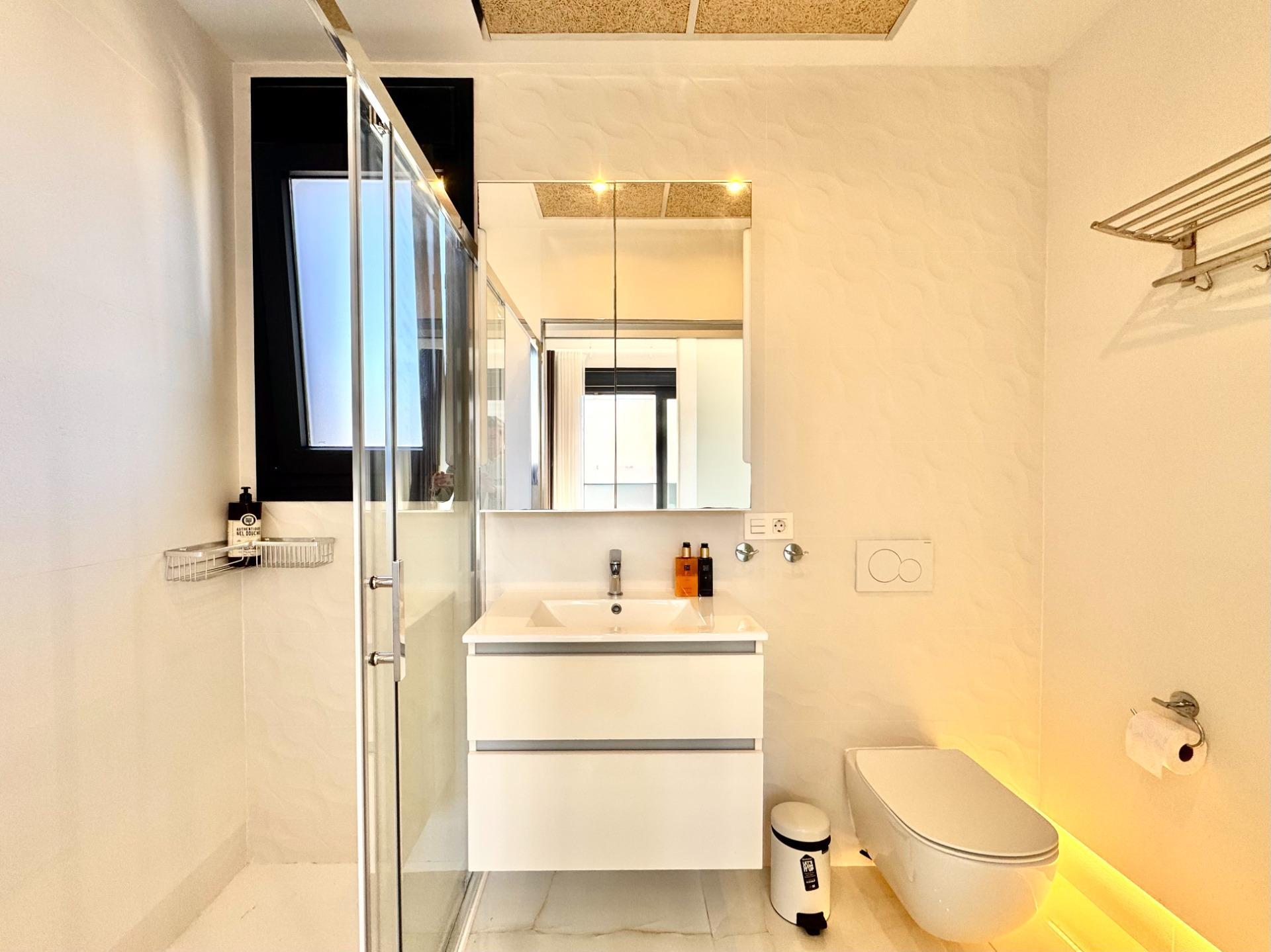 Villa met 4 Slaapkamers in Lomas de Cabo Roig, Orihuela Costa - Image 16