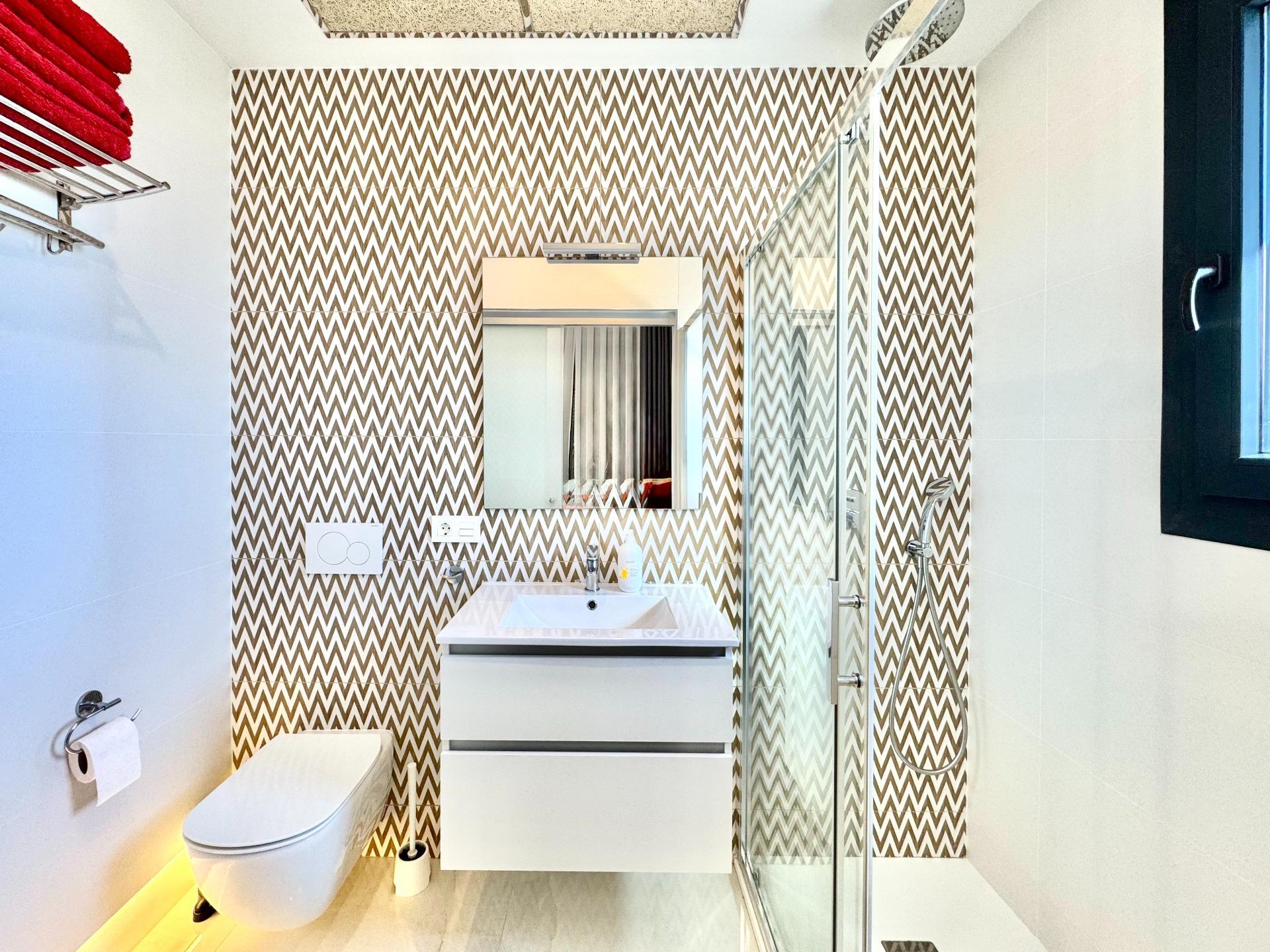 Villa met 4 Slaapkamers in Lomas de Cabo Roig, Orihuela Costa - Image 21