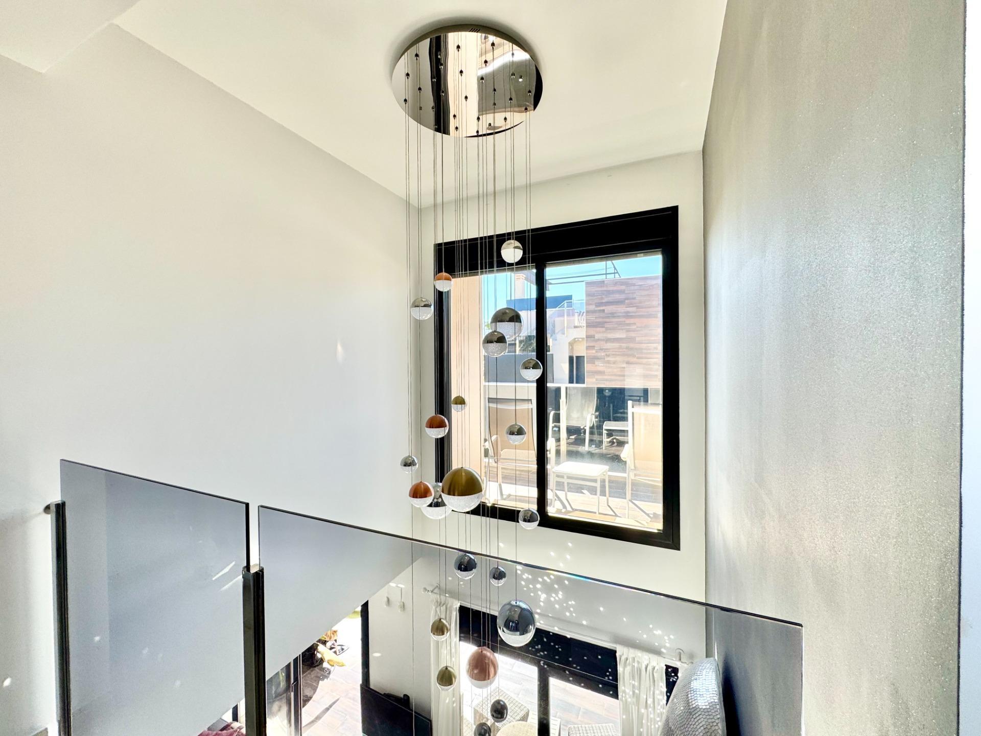 Villa met 4 Slaapkamers in Lomas de Cabo Roig, Orihuela Costa - Image 24