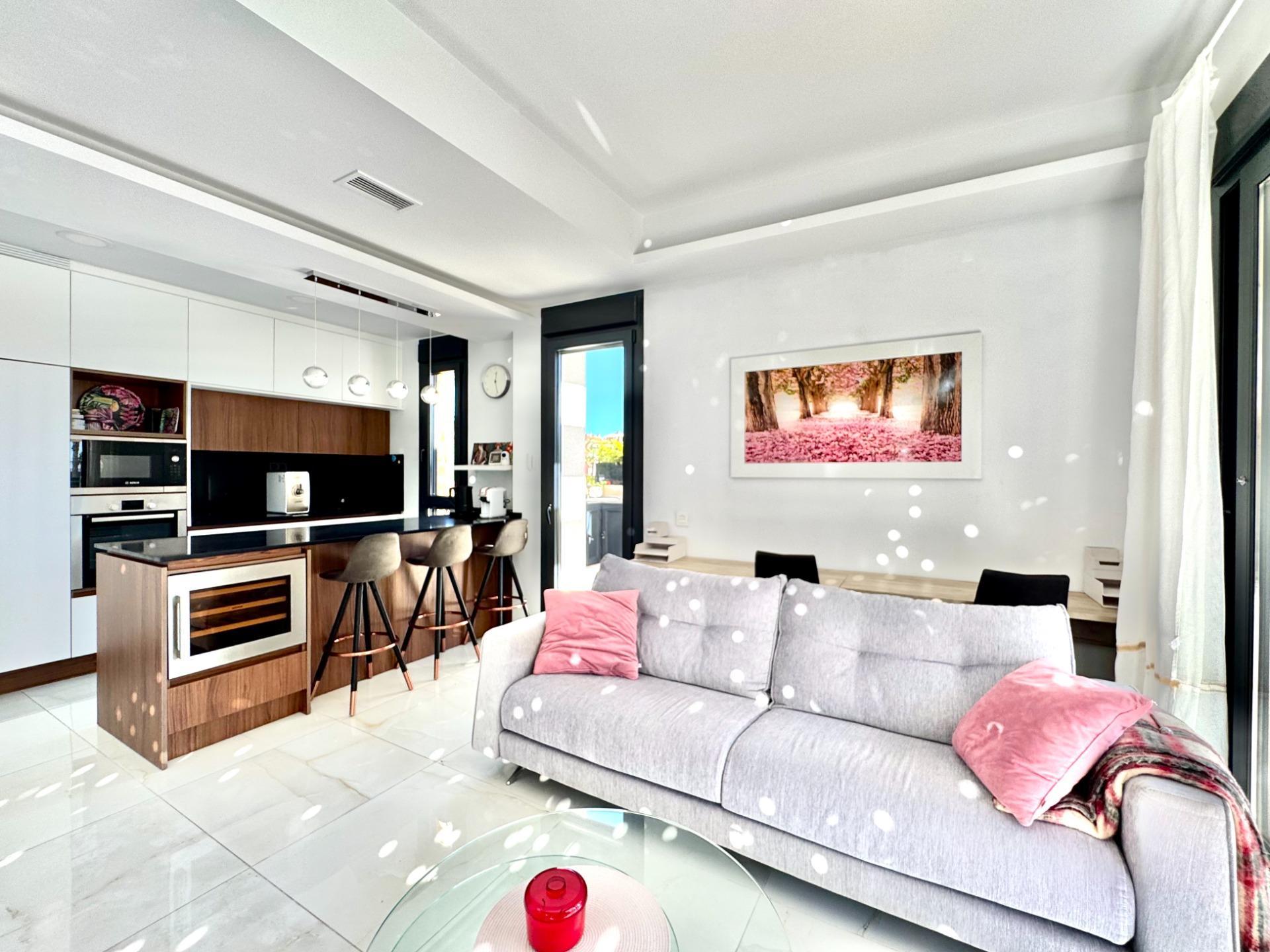 Villa met 4 Slaapkamers in Lomas de Cabo Roig, Orihuela Costa - Image 3