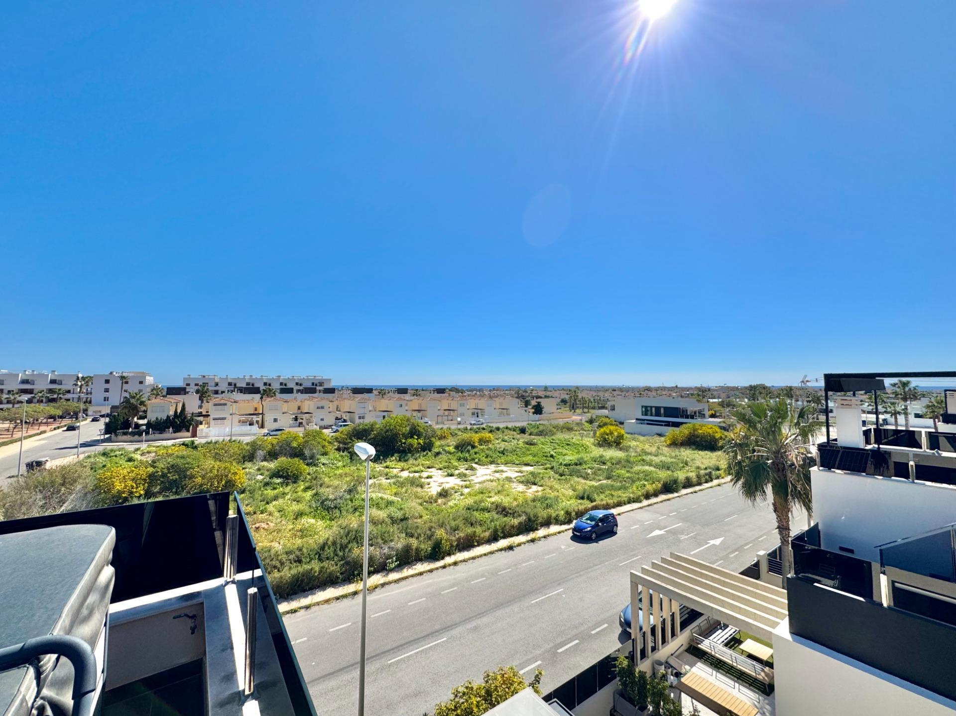 Villa met 4 Slaapkamers in Lomas de Cabo Roig, Orihuela Costa - Image 5