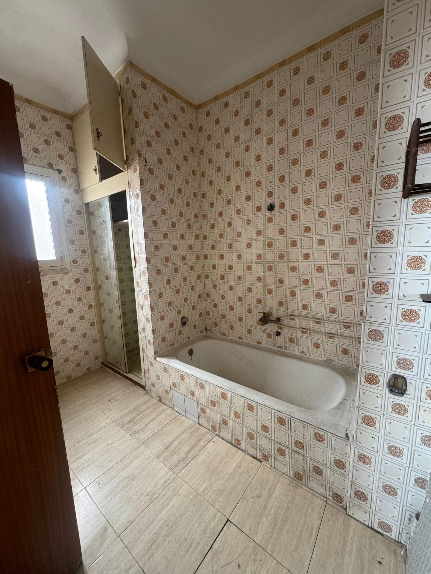 5-Bedroom Apartment in Guardamar del Segura - Image 15