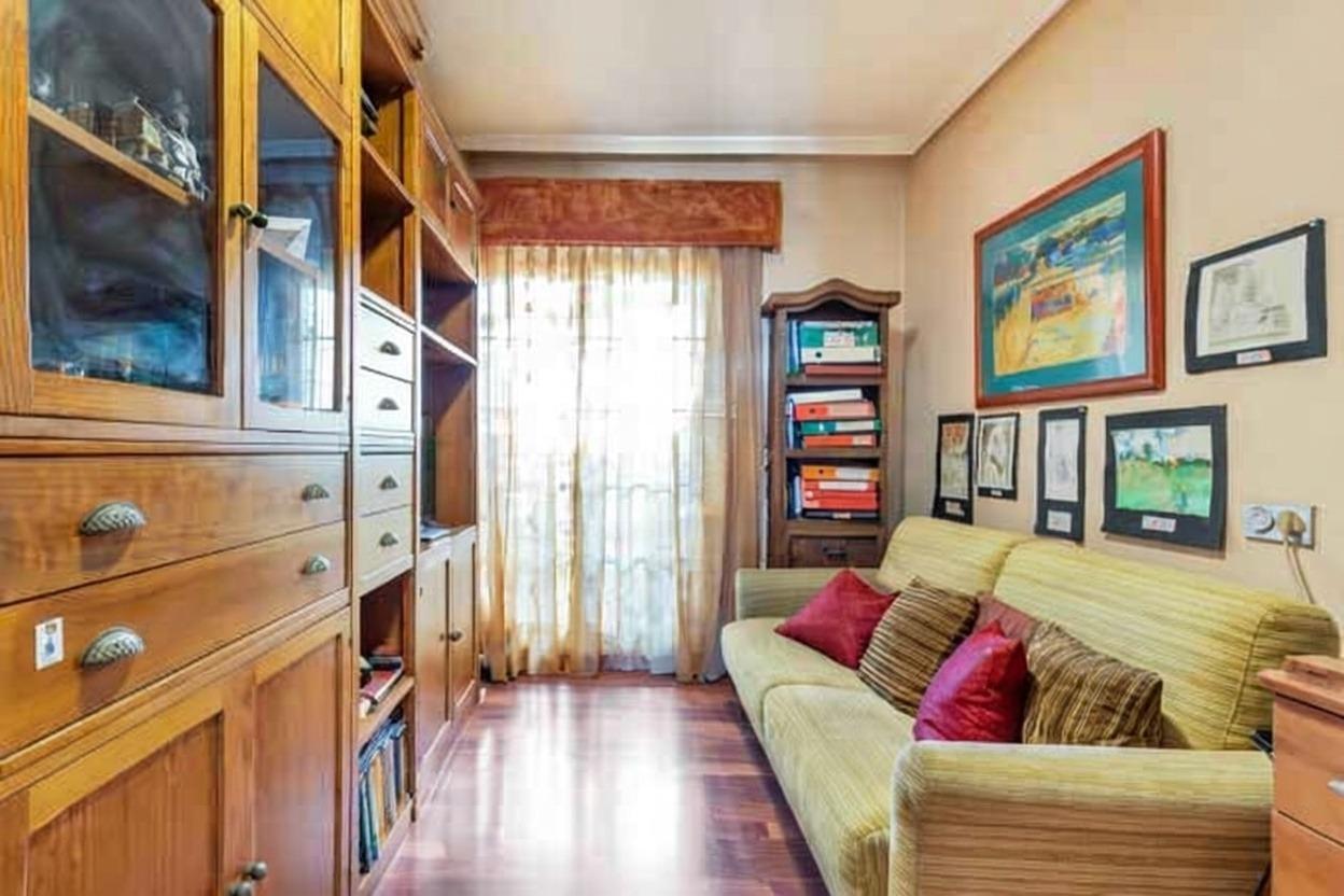 4-Bedroom Villa in Zona los Frutales, Torrevieja - Image 31