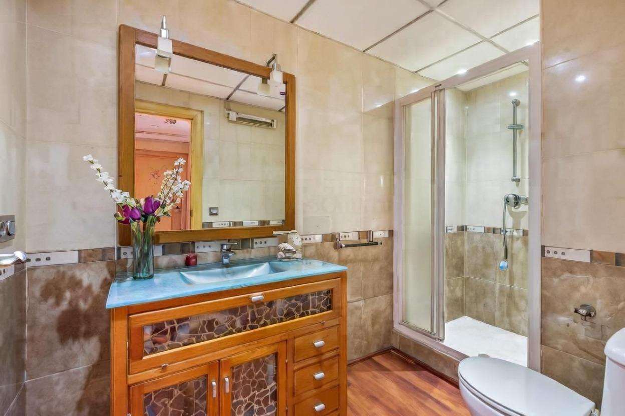 4-Bedroom Villa in Zona los Frutales, Torrevieja - Image 32