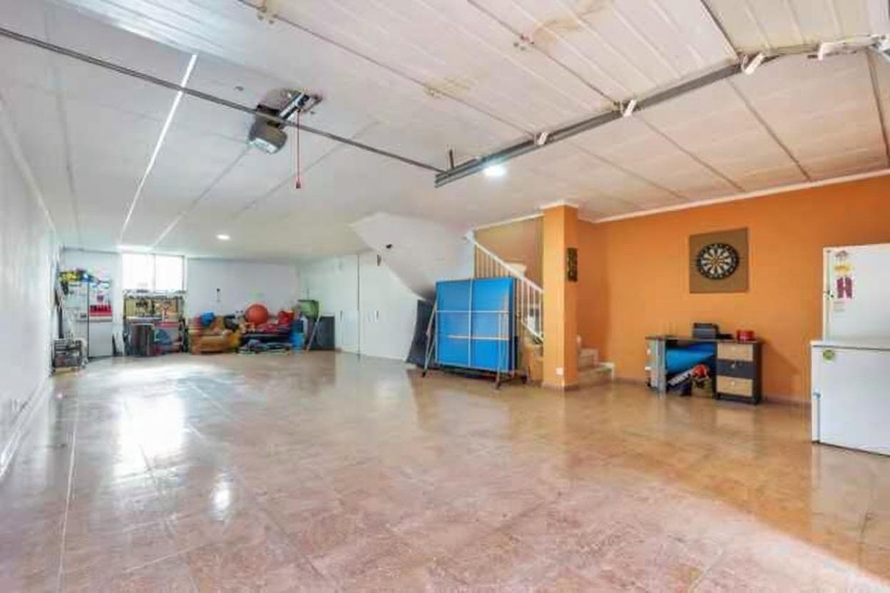 4-Bedroom Villa in Zona los Frutales, Torrevieja - Image 36