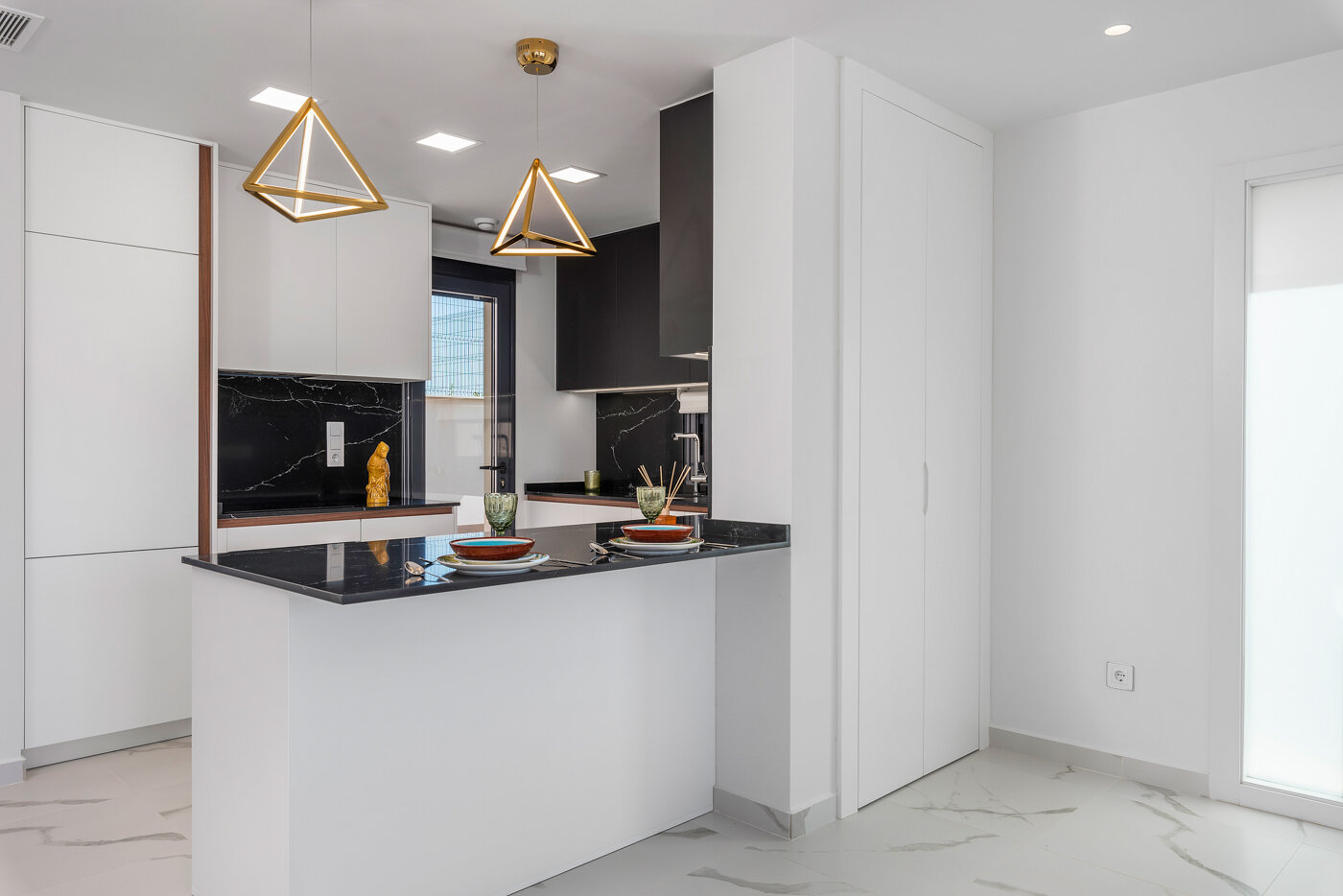 3-Bedroom Bungalow in San Miguel de Salinas - Image 7