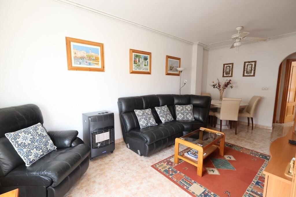 2-Bedroom Bungalow in La Zenia, Orihuela Costa - Image 7