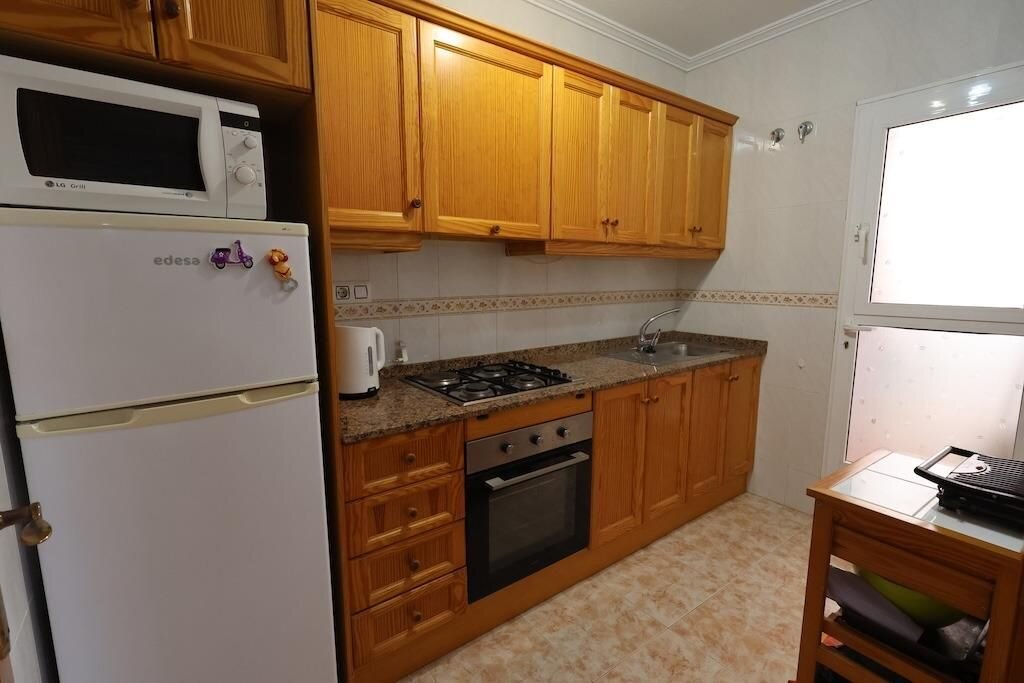 2-Bedroom Bungalow in La Zenia, Orihuela Costa - Image 9