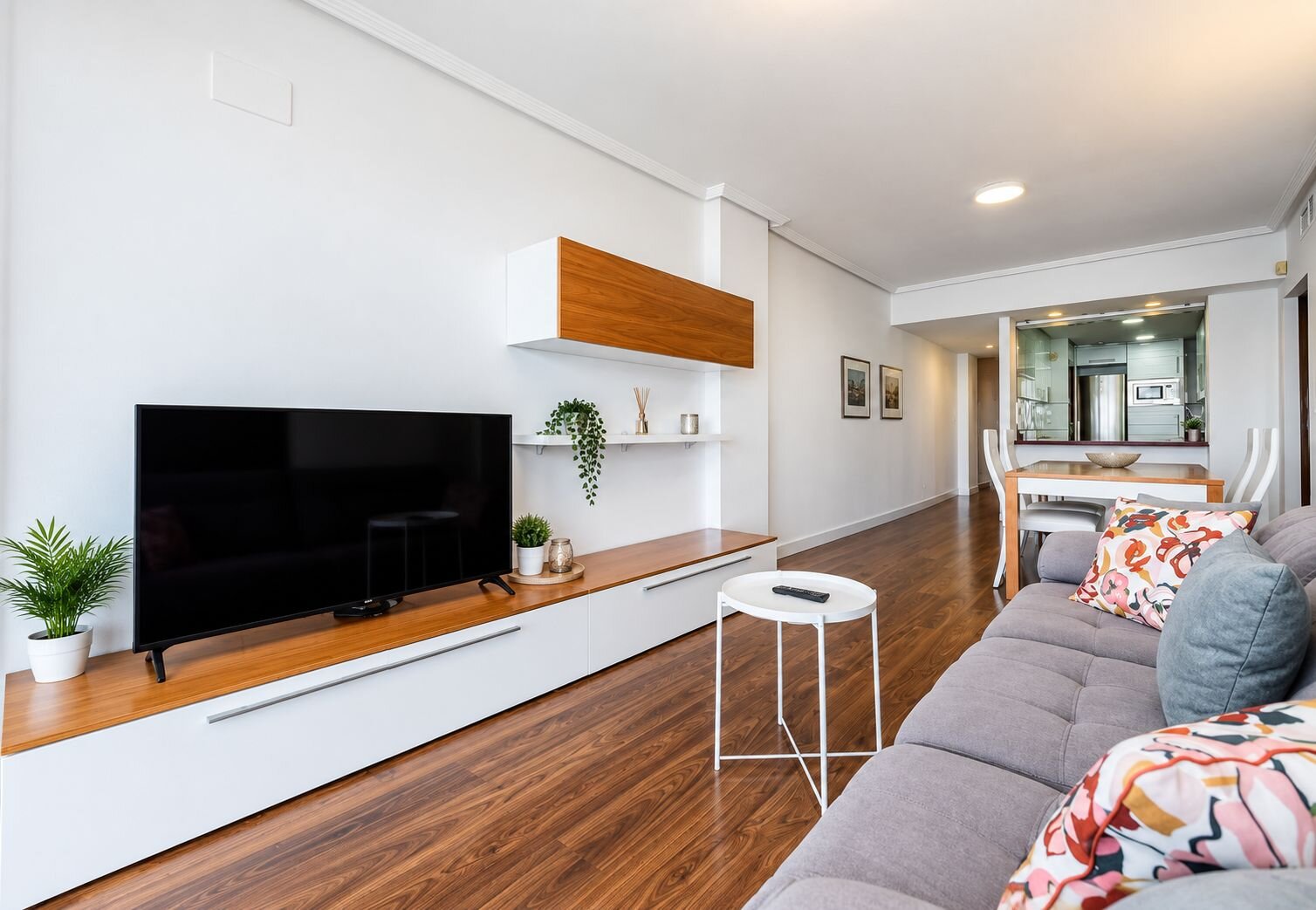 3-Bedroom Apartment in Playa del Cura, Torrevieja - Image 7