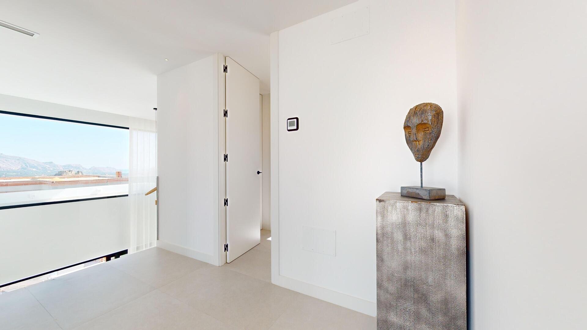 3-Bedroom Detached House in Polop - Image 10