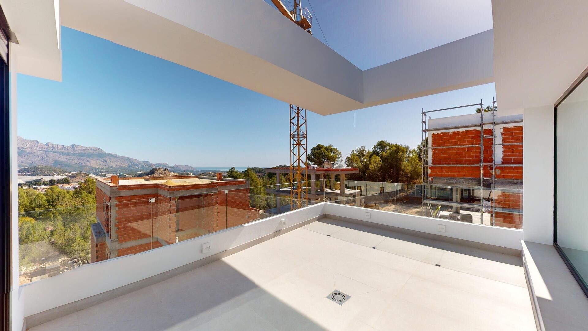 3-Bedroom Detached House in Polop - Image 3