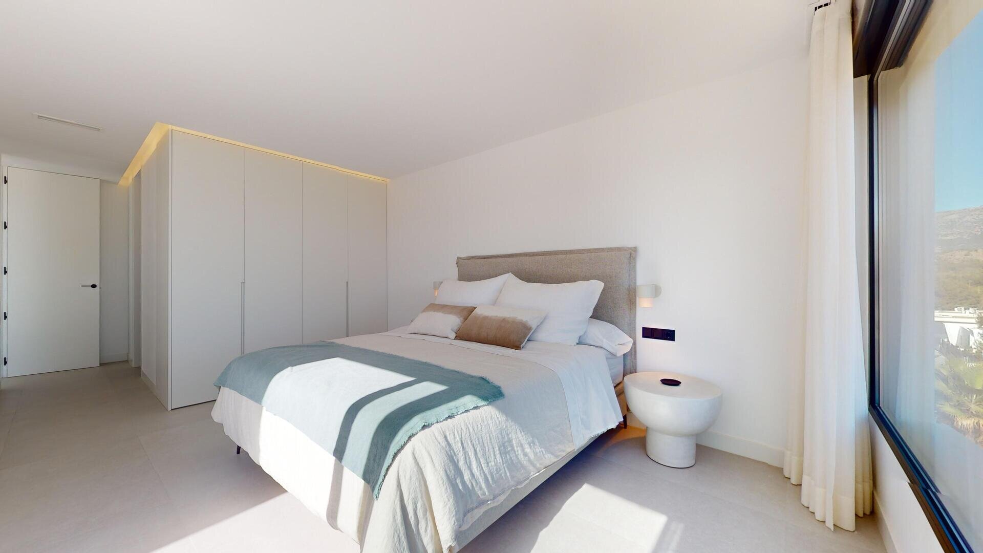 3-Bedroom Detached House in Polop - Image 8