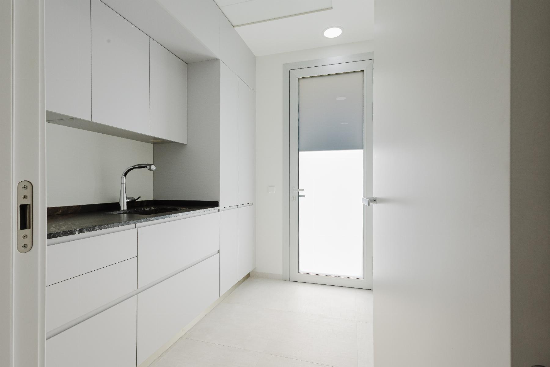 5-Bedroom Villa in Las Colinas Golf, Orihuela - Image 10