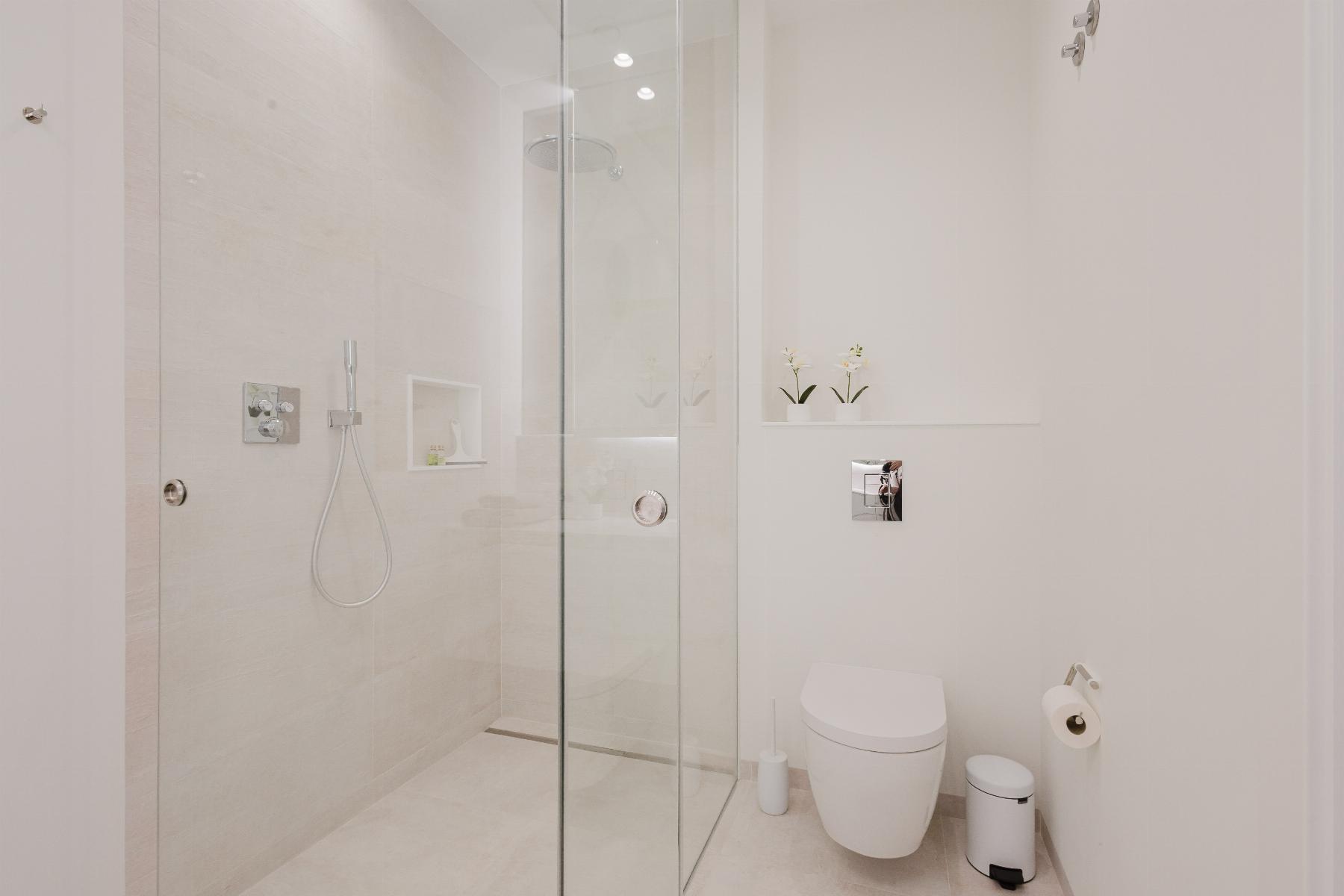 5-Bedroom Villa in Las Colinas Golf, Orihuela - Image 13