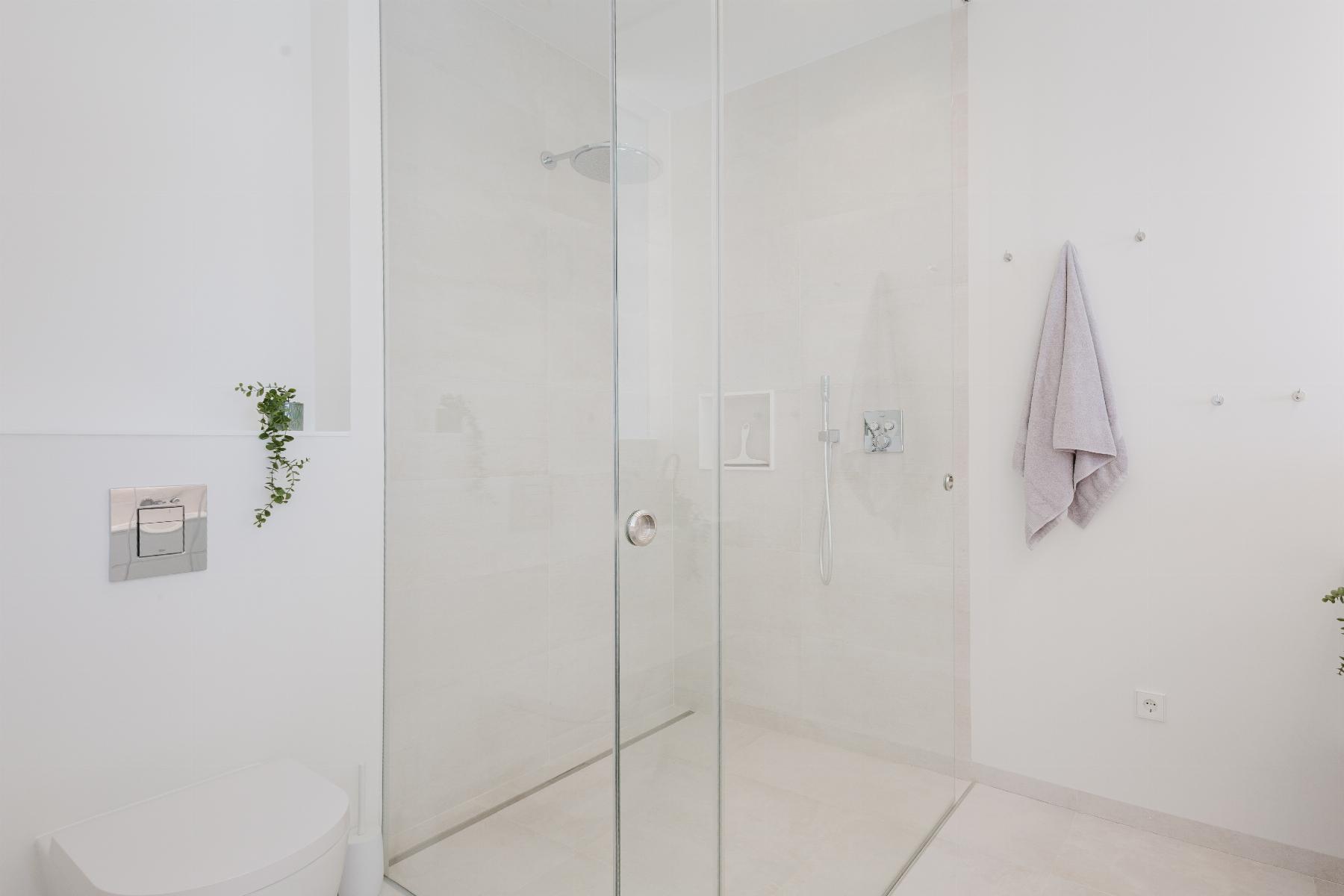 5-Bedroom Villa in Las Colinas Golf, Orihuela - Image 18