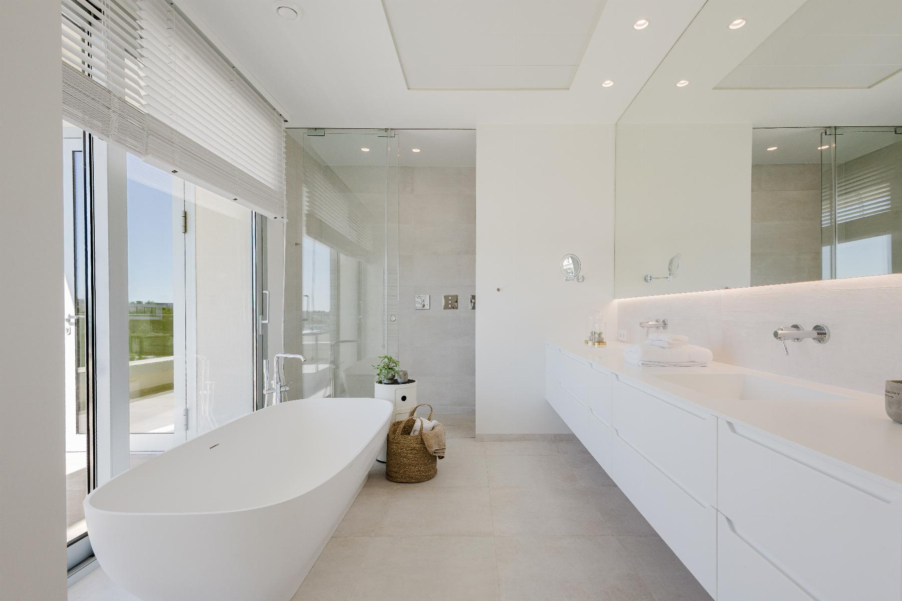 5-Bedroom Villa in Las Colinas Golf, Orihuela - Image 28