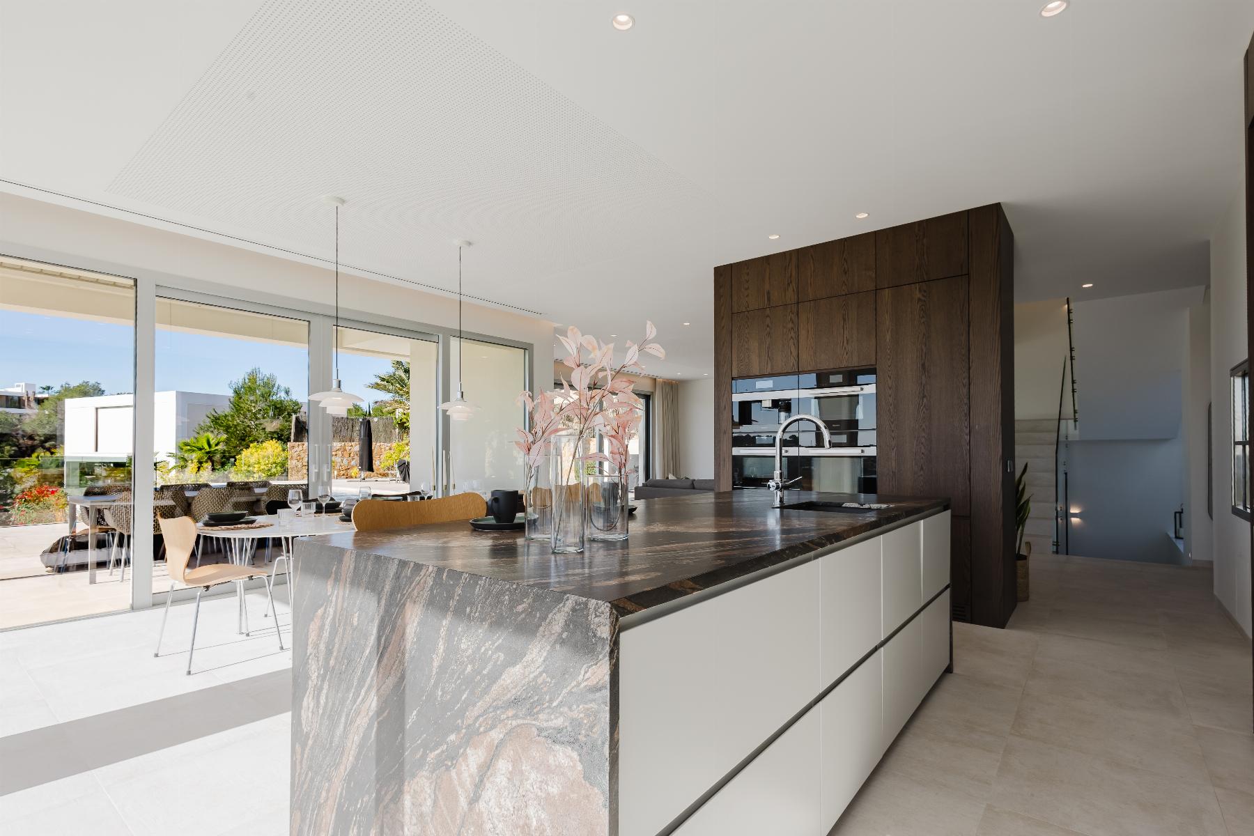 5-Bedroom Villa in Las Colinas Golf, Orihuela - Image 6