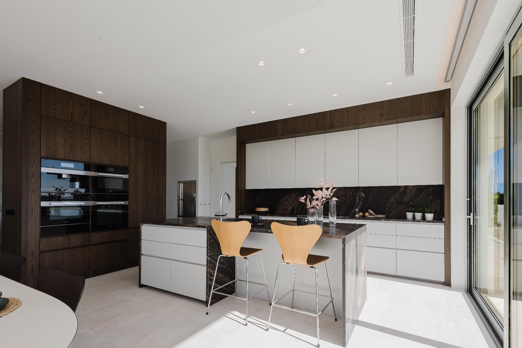 5-Bedroom Villa in Las Colinas Golf, Orihuela - Image 7