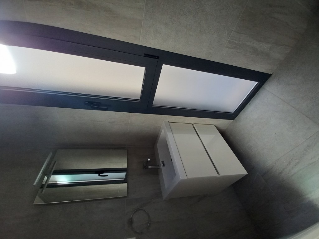 5-Bedroom Villa in San Miguel de Salinas - Image 3